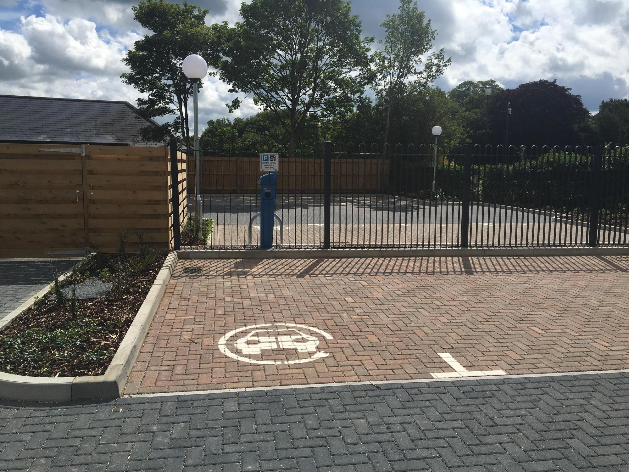 Home Green Boultham Park Home Grange, Boultham Park Road, Lincoln