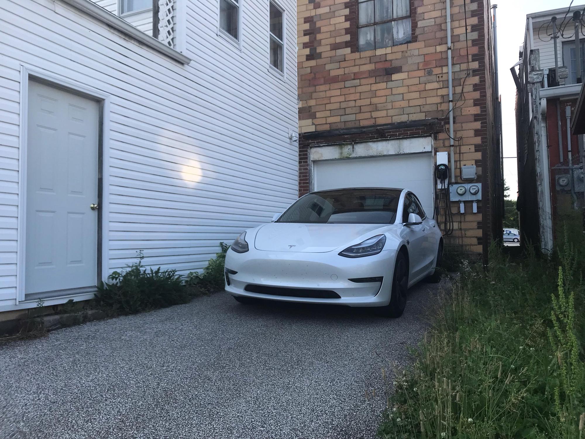 Douglas Insurance Agency Dalton, OH EV Station