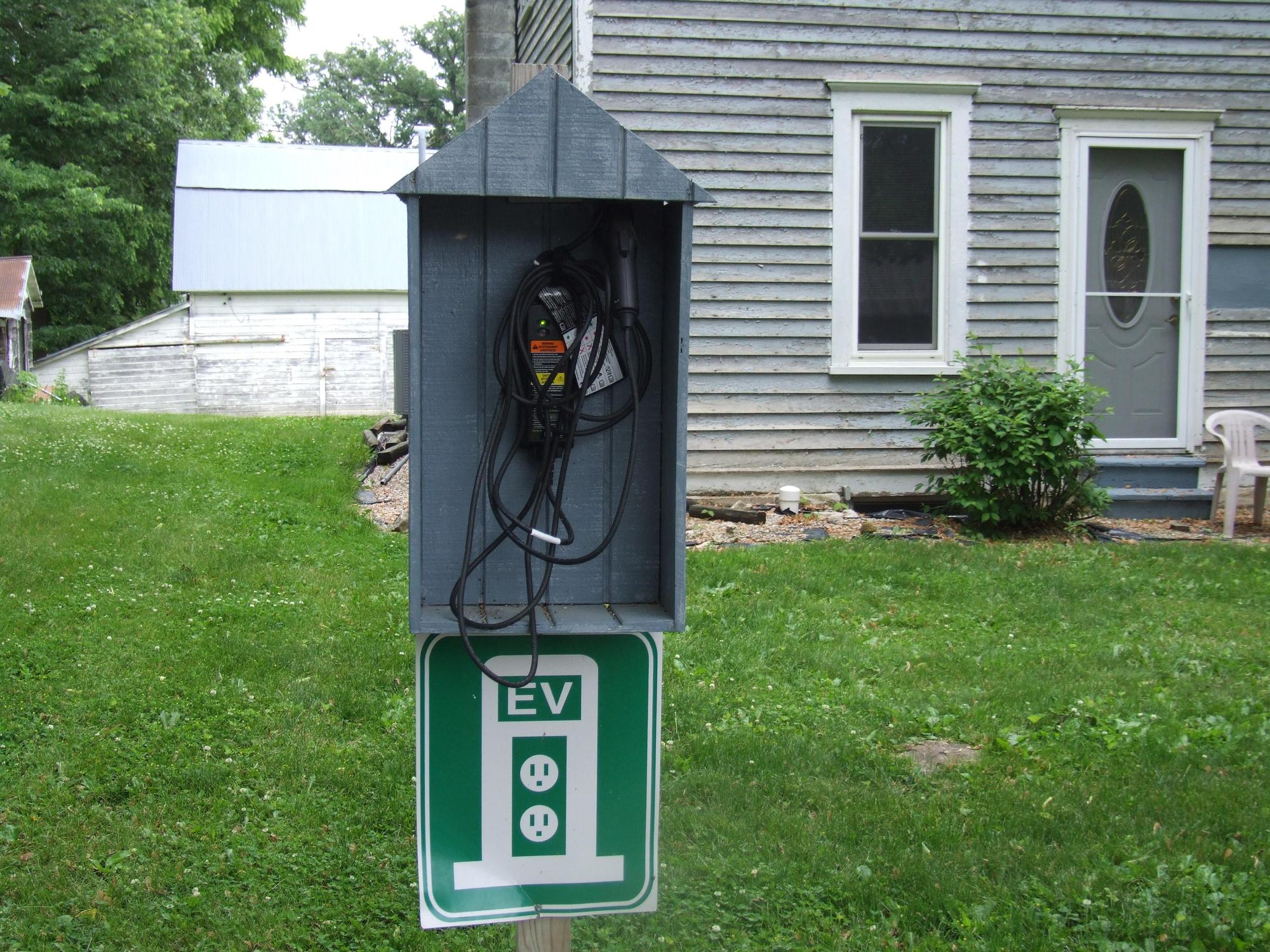 St. Ansgar Greenhouse & Floral Shop St Ansgar, IA EV Station