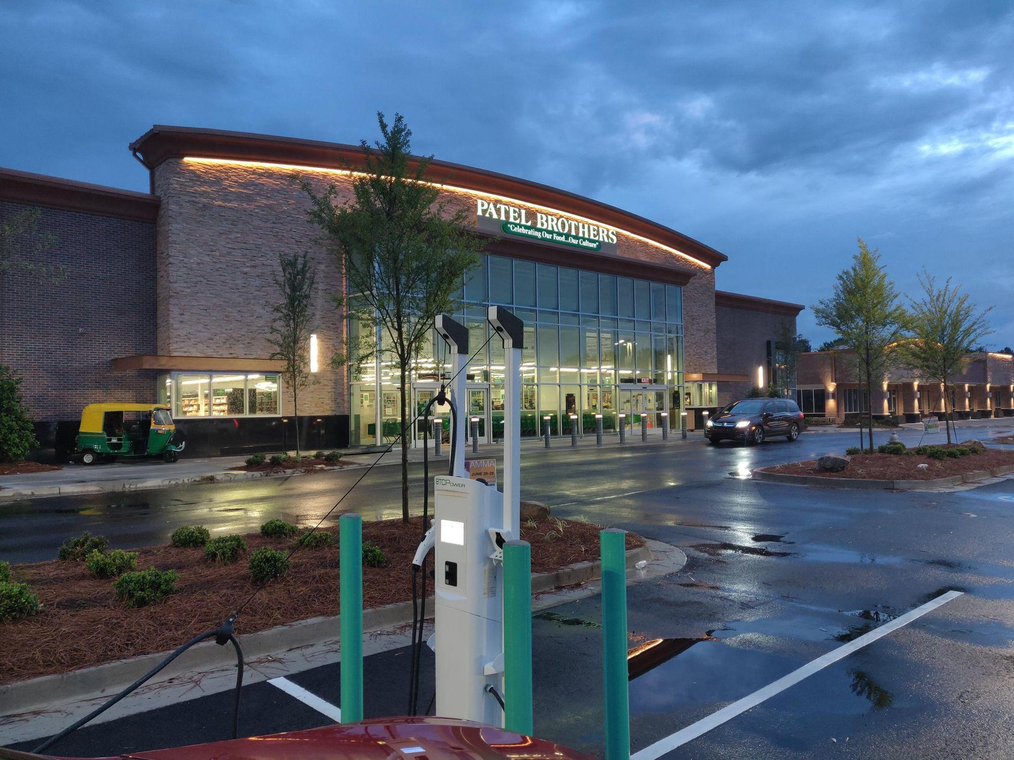Patel Brothers Plaza Suwanee, GA EV Station