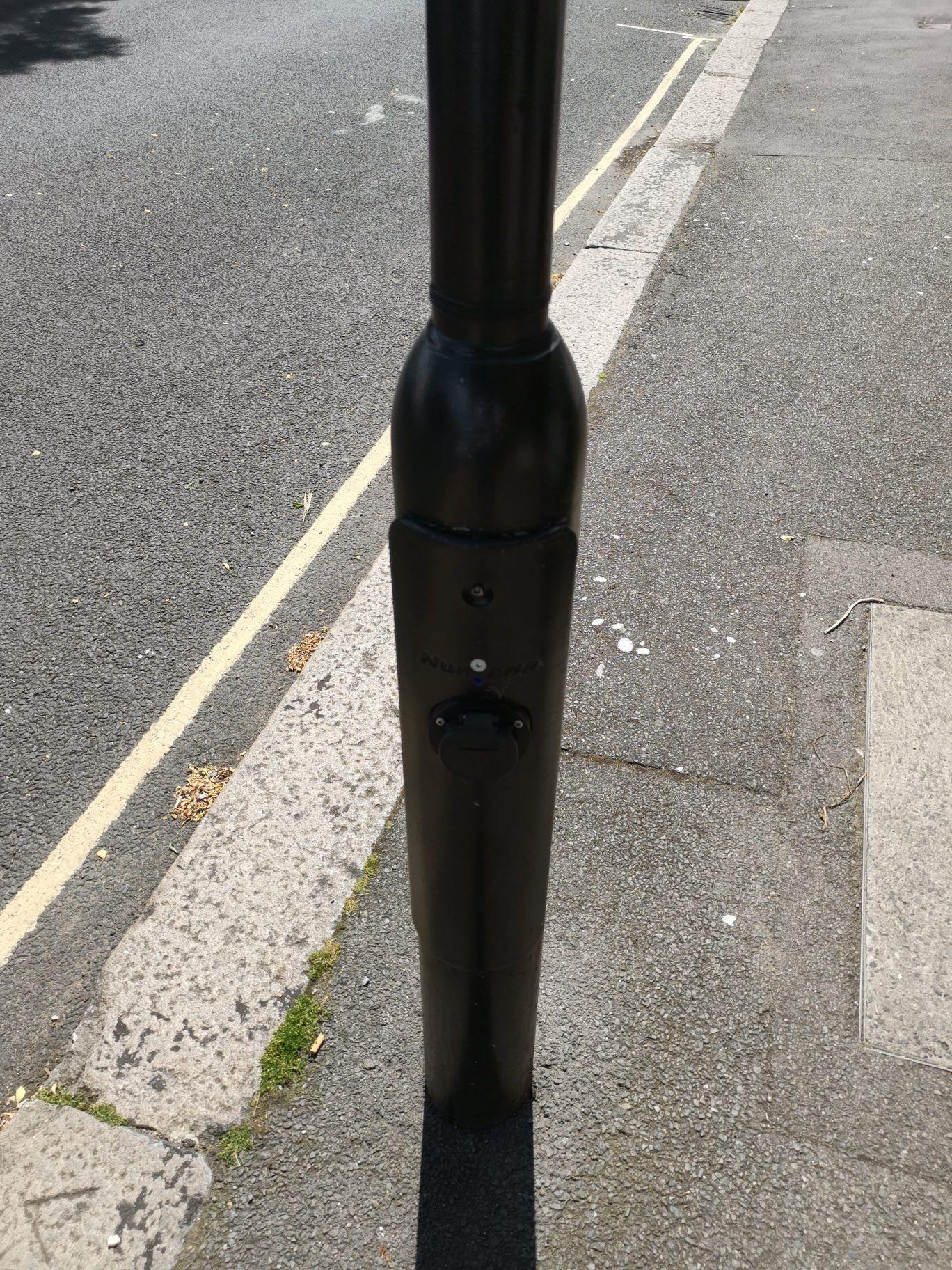 Dumbarton Road Parking 38 Kingswood Rd, Brixton Hill, London SW2 4JH