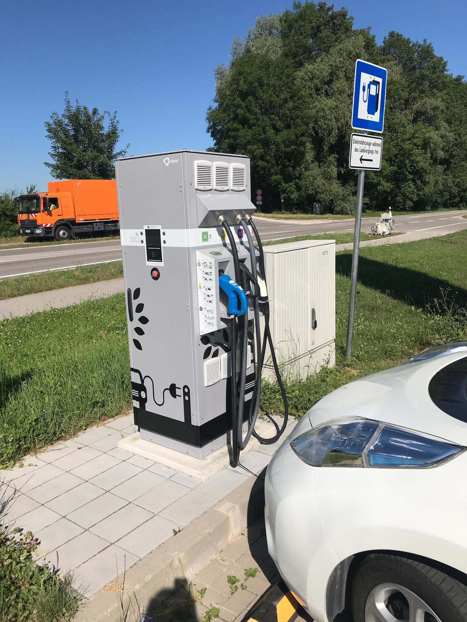 hem-tankstelle-bersee-by-ev-station