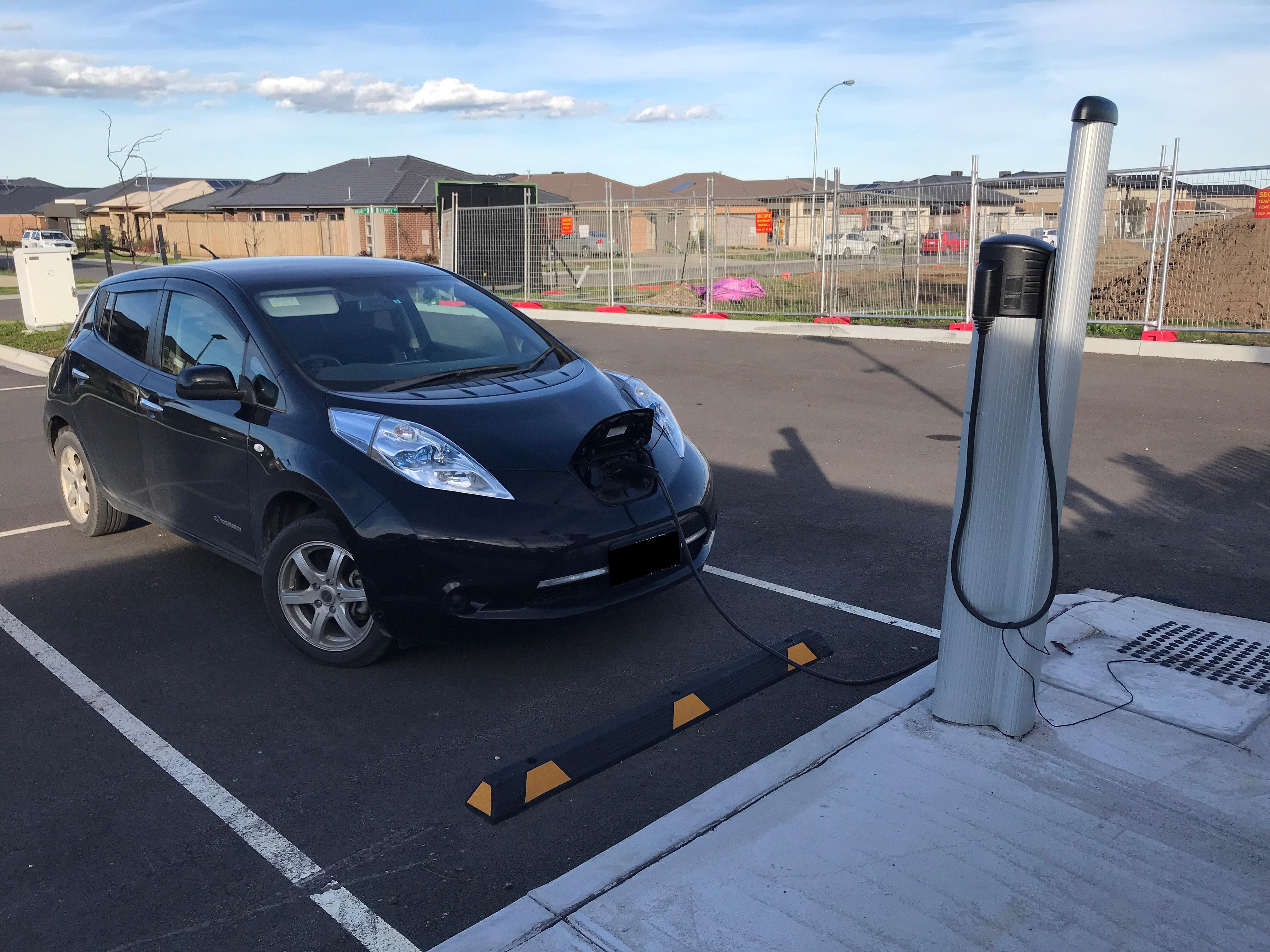 Club Delaray Clyde North, VIC EV Station