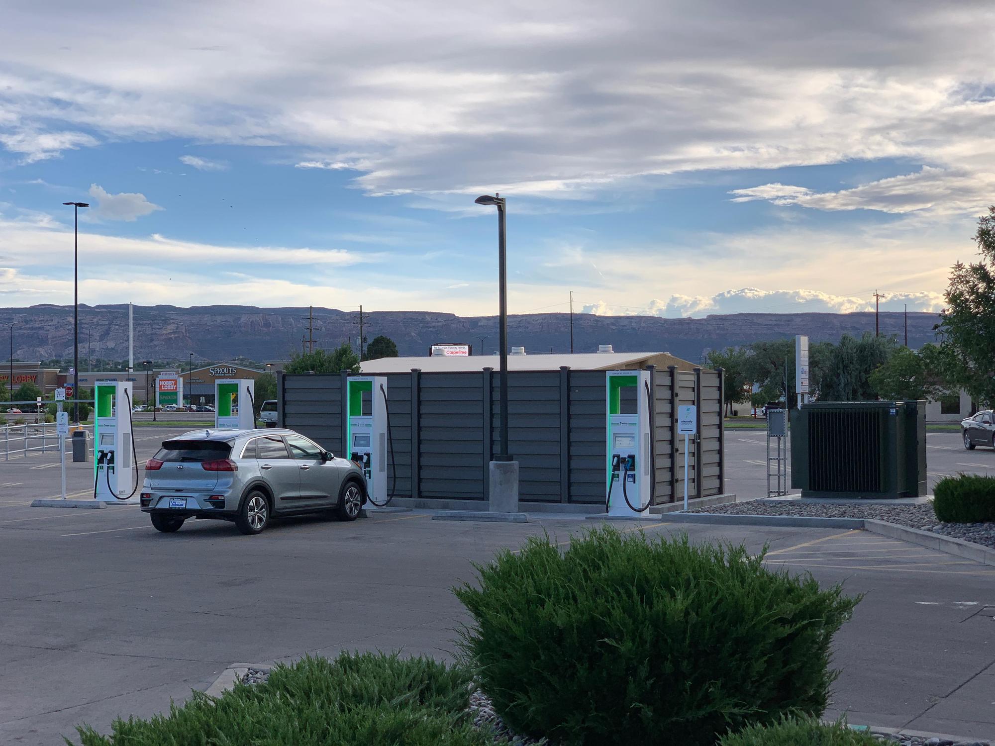 Sam's Club Grand Junction Grand Junction, CO EV Station