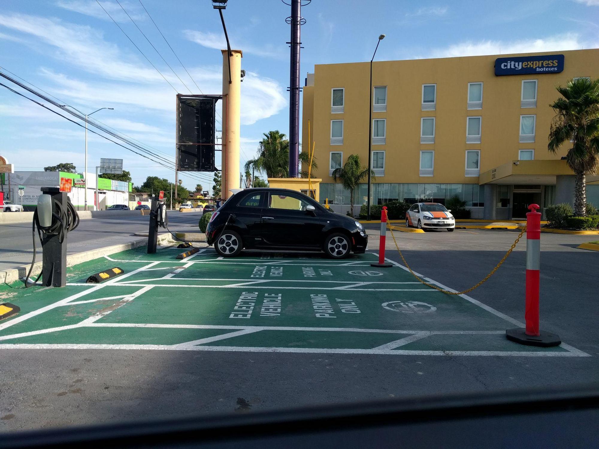 City Express Nuevo Laredo Nuevo Laredo, Tamps. EV Station