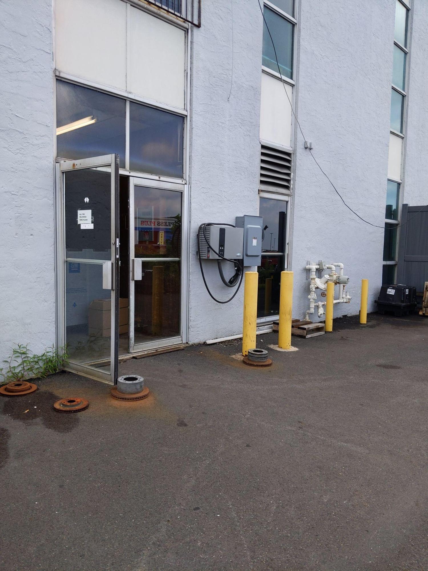 Reedman Chevrolet Service Langhorne, PA EV Station