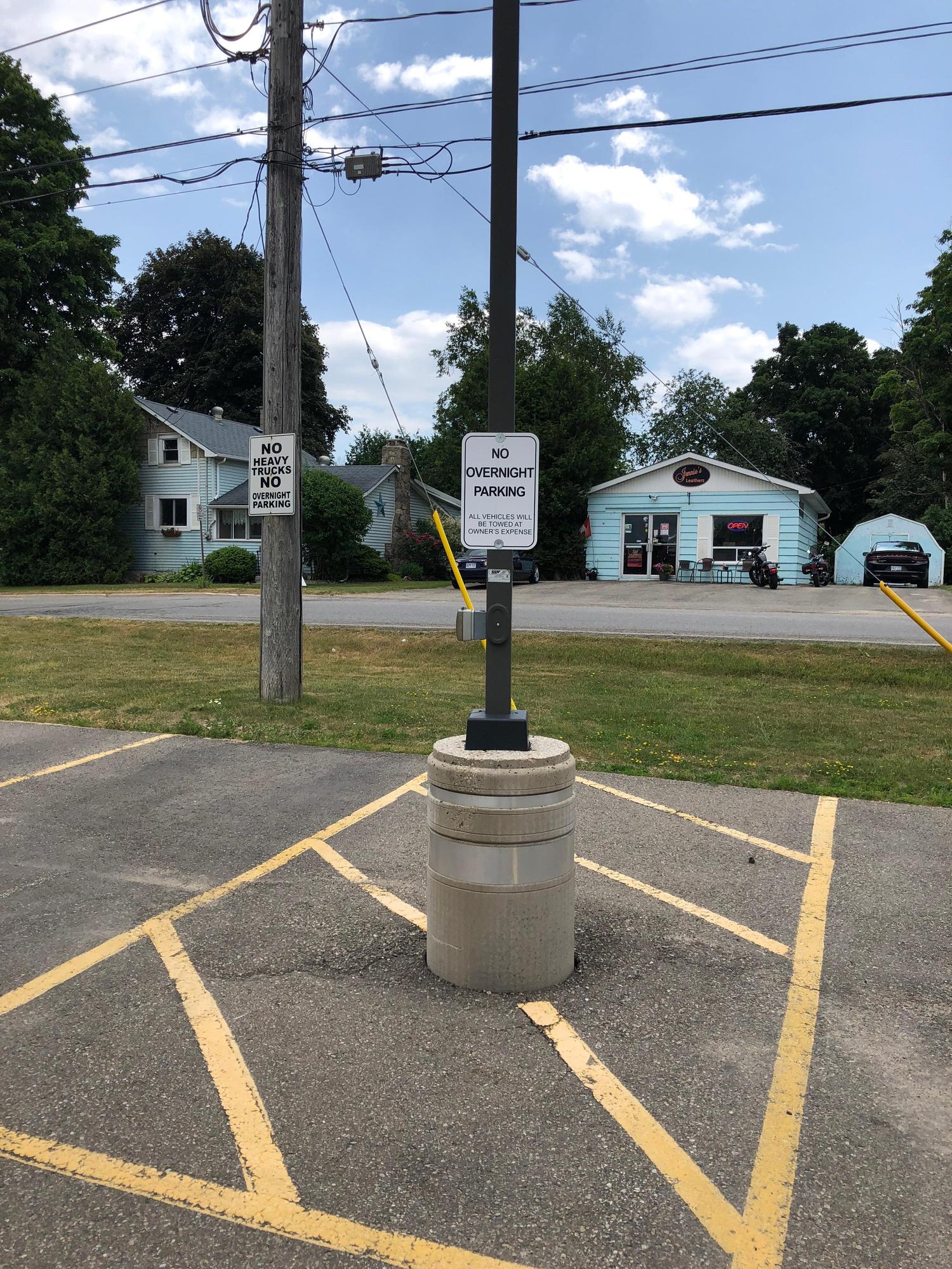 County of Dufferin Community Services Orangeville, ON EV Station