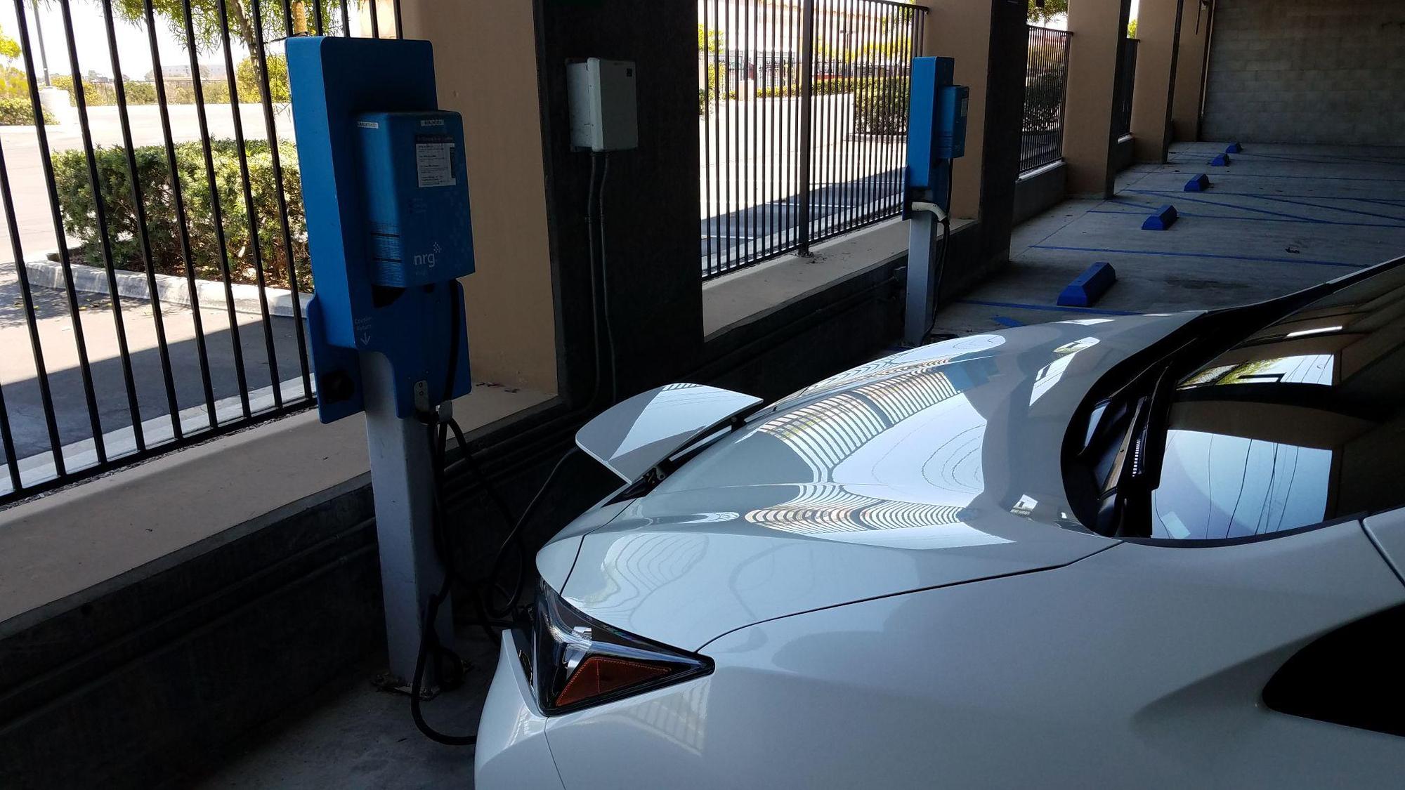 Kaiser Permanente Garfield Specialty Center San Diego, CA EV Station
