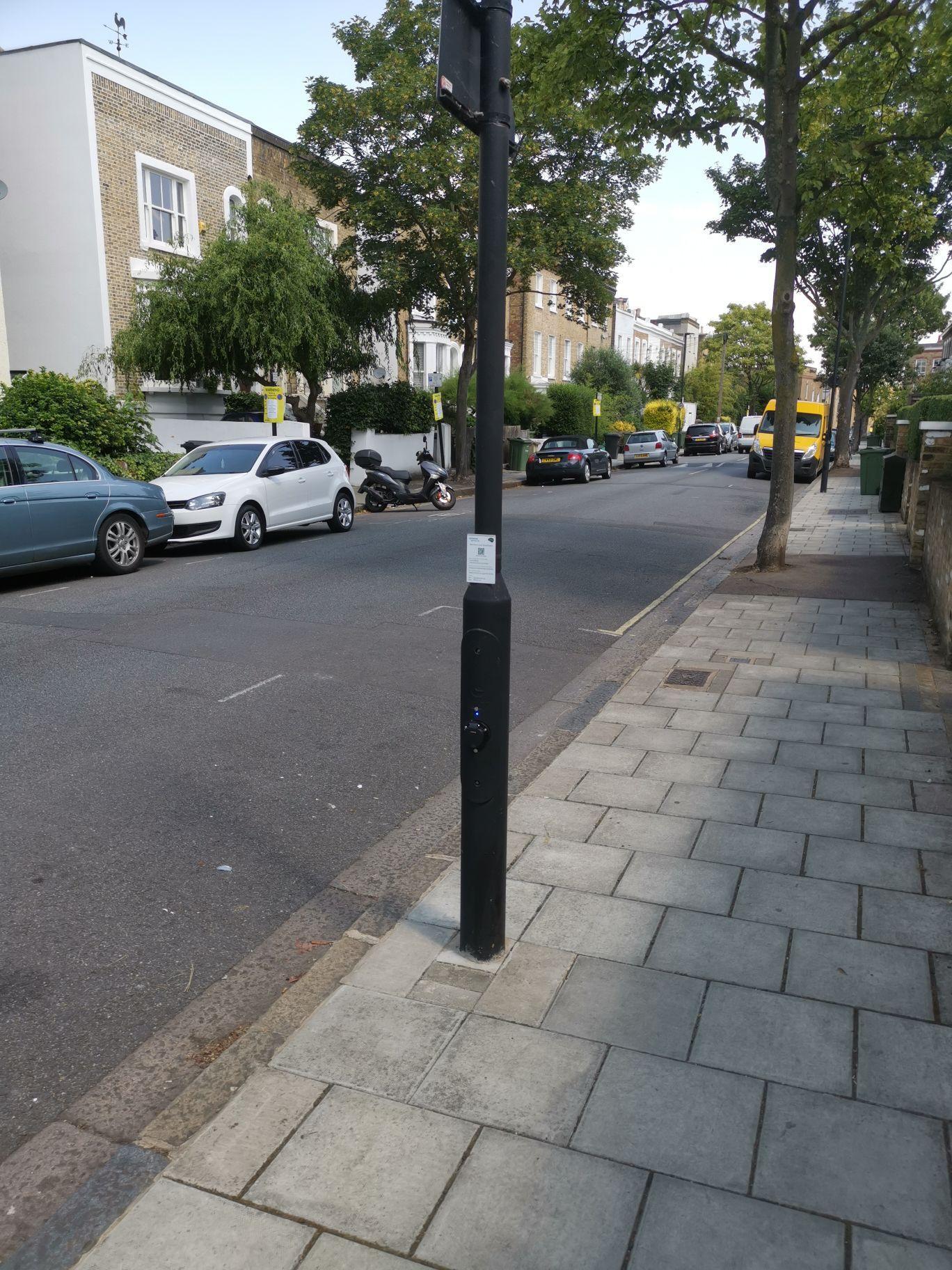 40 Shakespeare Road Parking 40 Shakespeare Road, London, SE24 0JZ