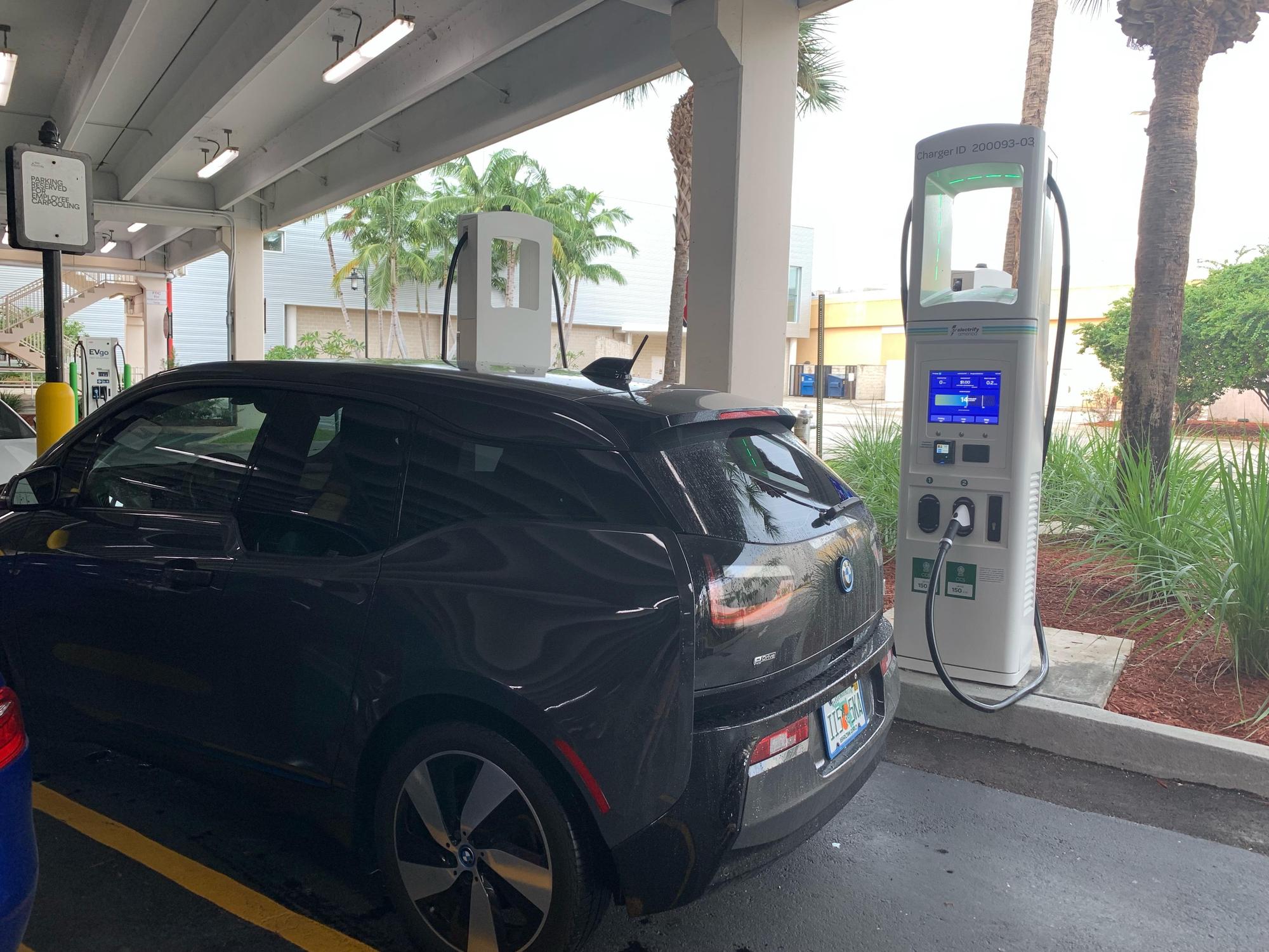 Town Center at Boca Raton South Garage 1 Boca Raton, FL EV Station