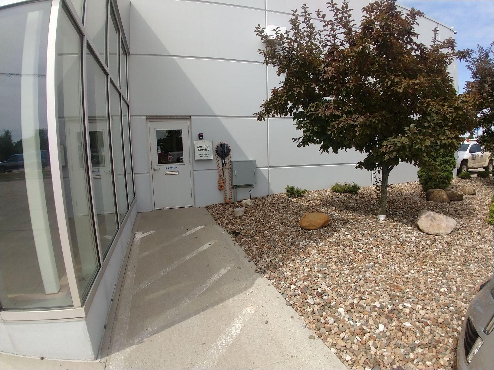 Gregg Young Chevrolet Service Newton, IA EV Station