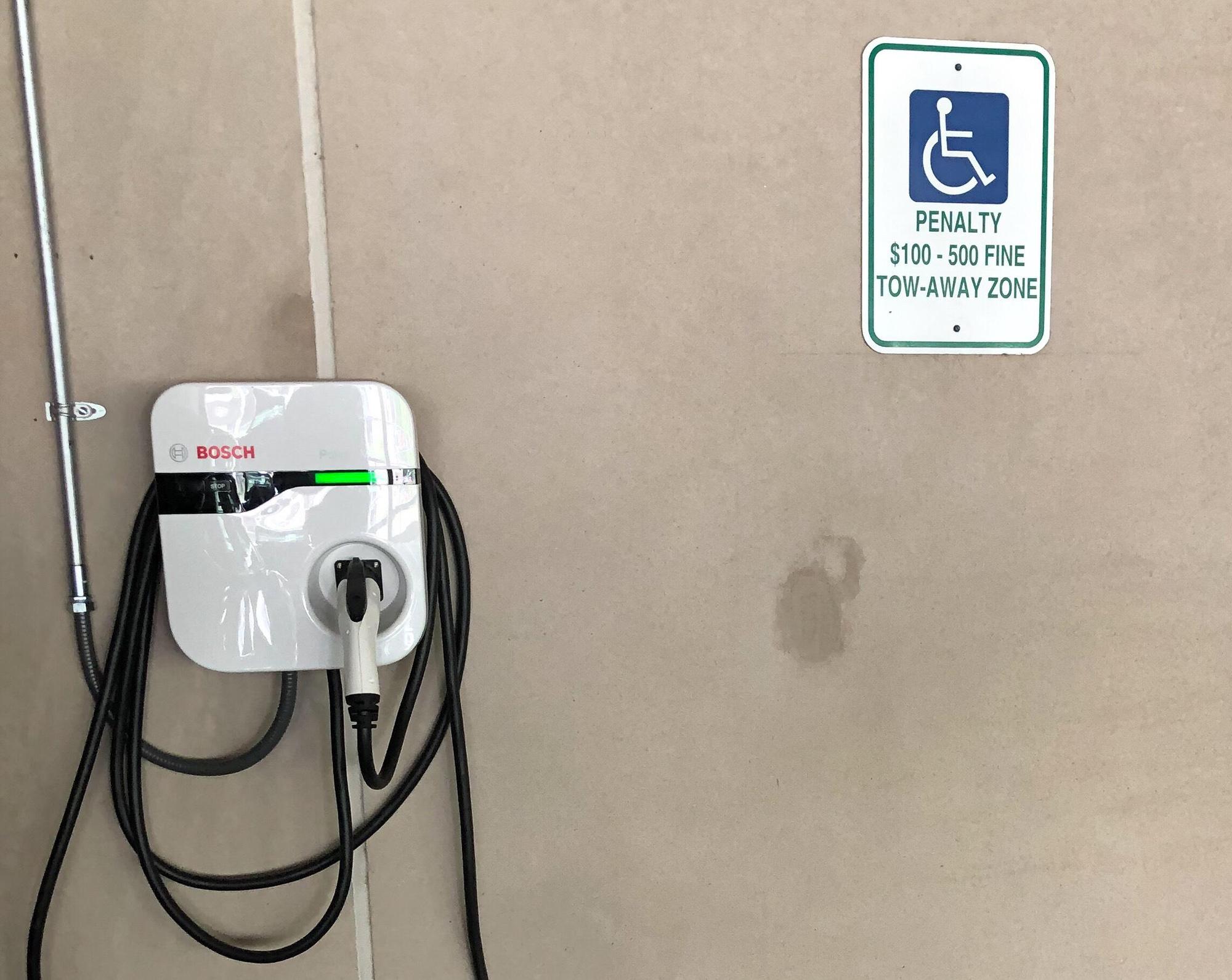 Virginia Museum of Fine Arts Parking Garage Richmond, VA EV Station