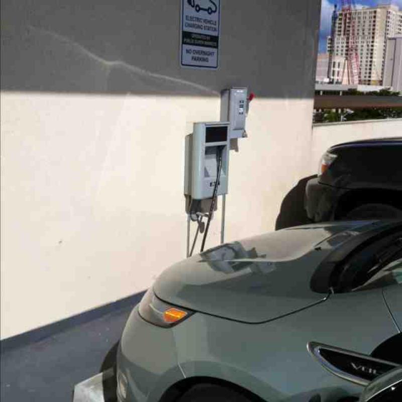 Publix at Las Olas Fort Lauderdale, FL EV Station