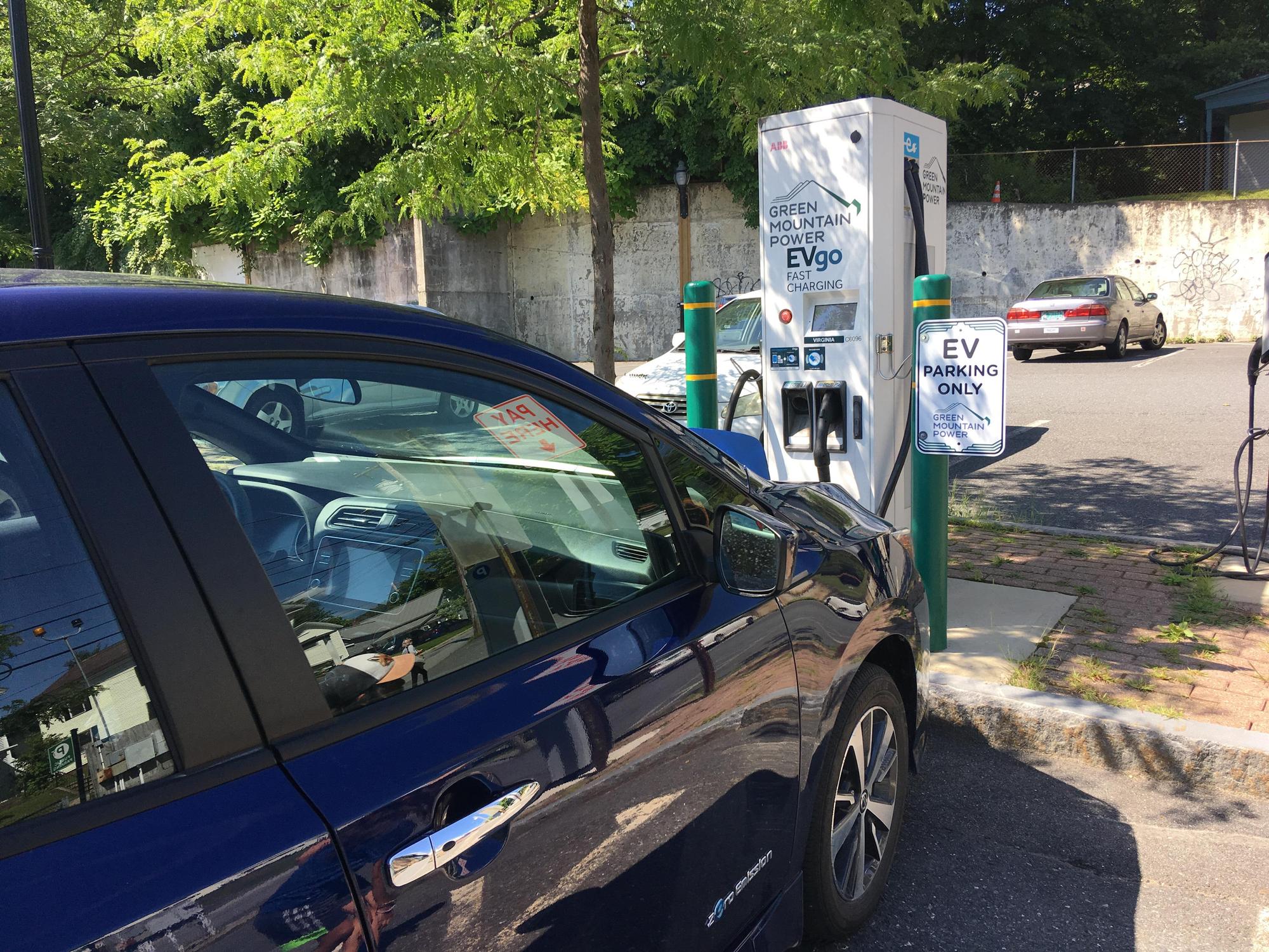 High Grove Parking Lot Brattleboro, VT EV Station