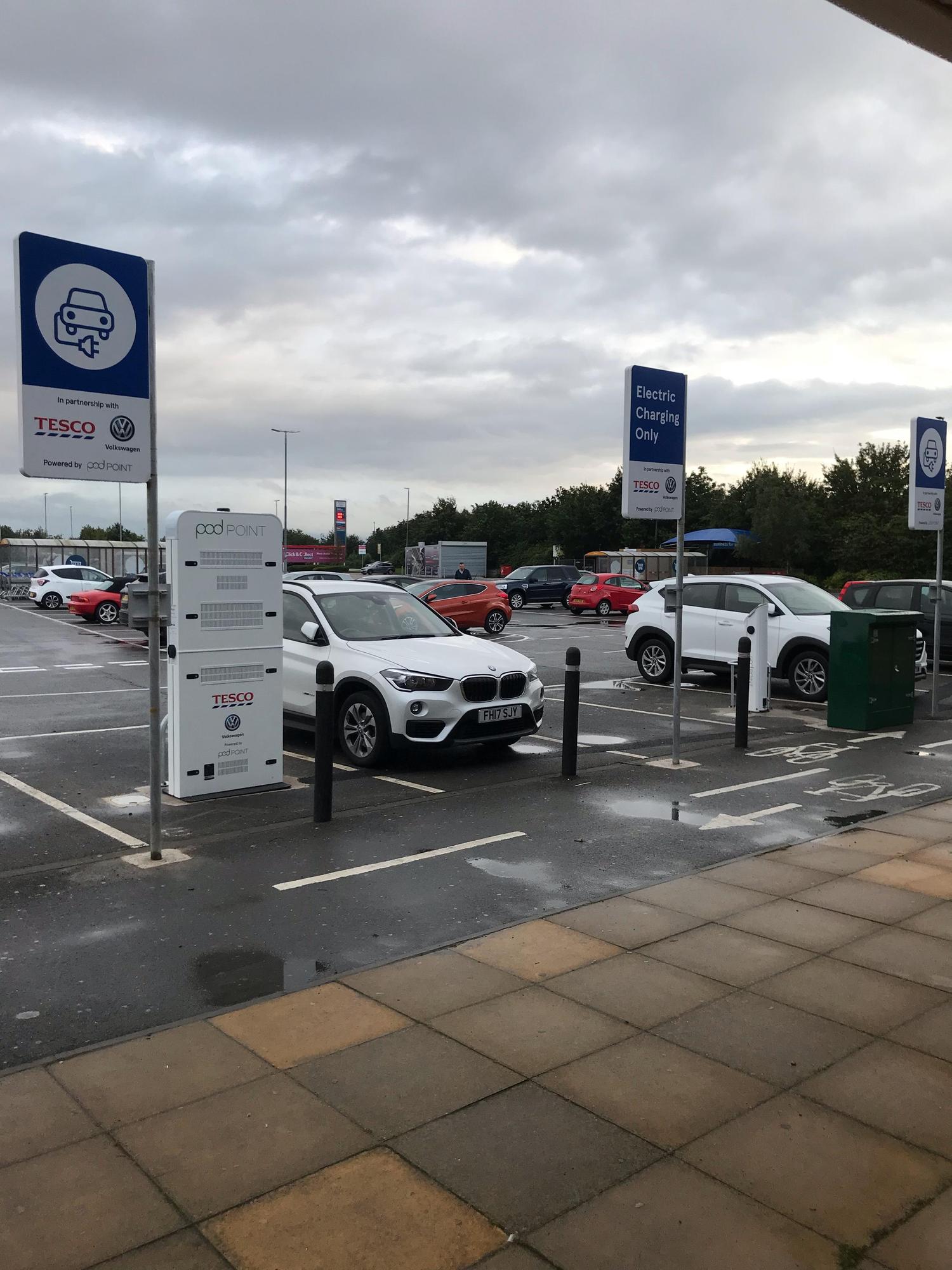 Tesco Extra Leicester Hamilton Maidenwell Avenue, Hamilton, Leicester