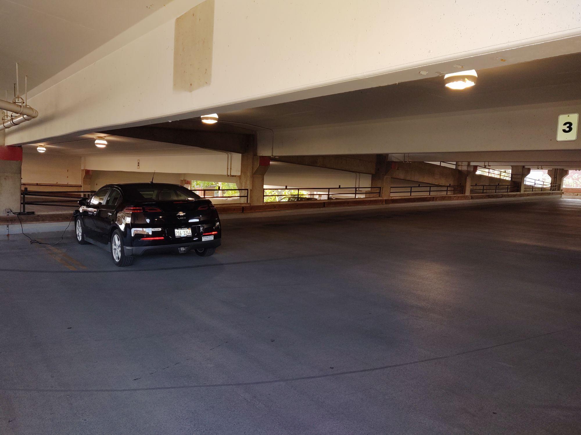 UIUC C7 Parking Deck Champaign, IL EV Station