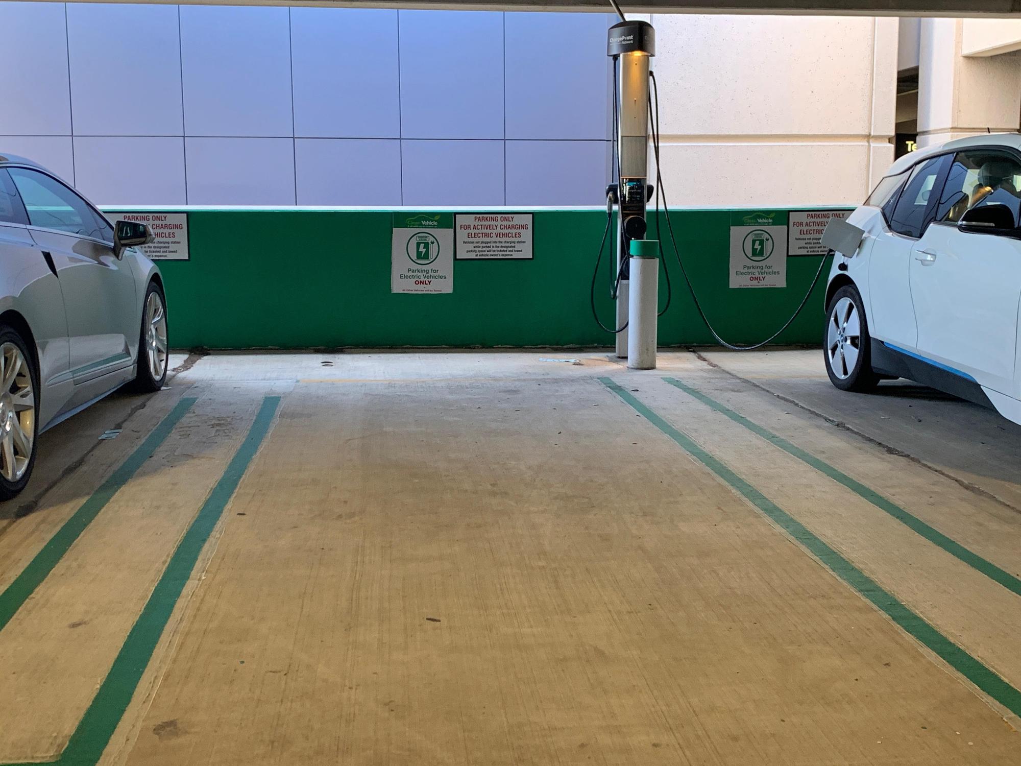 Boston Logan Central Parking Deck Boston, MA EV Station