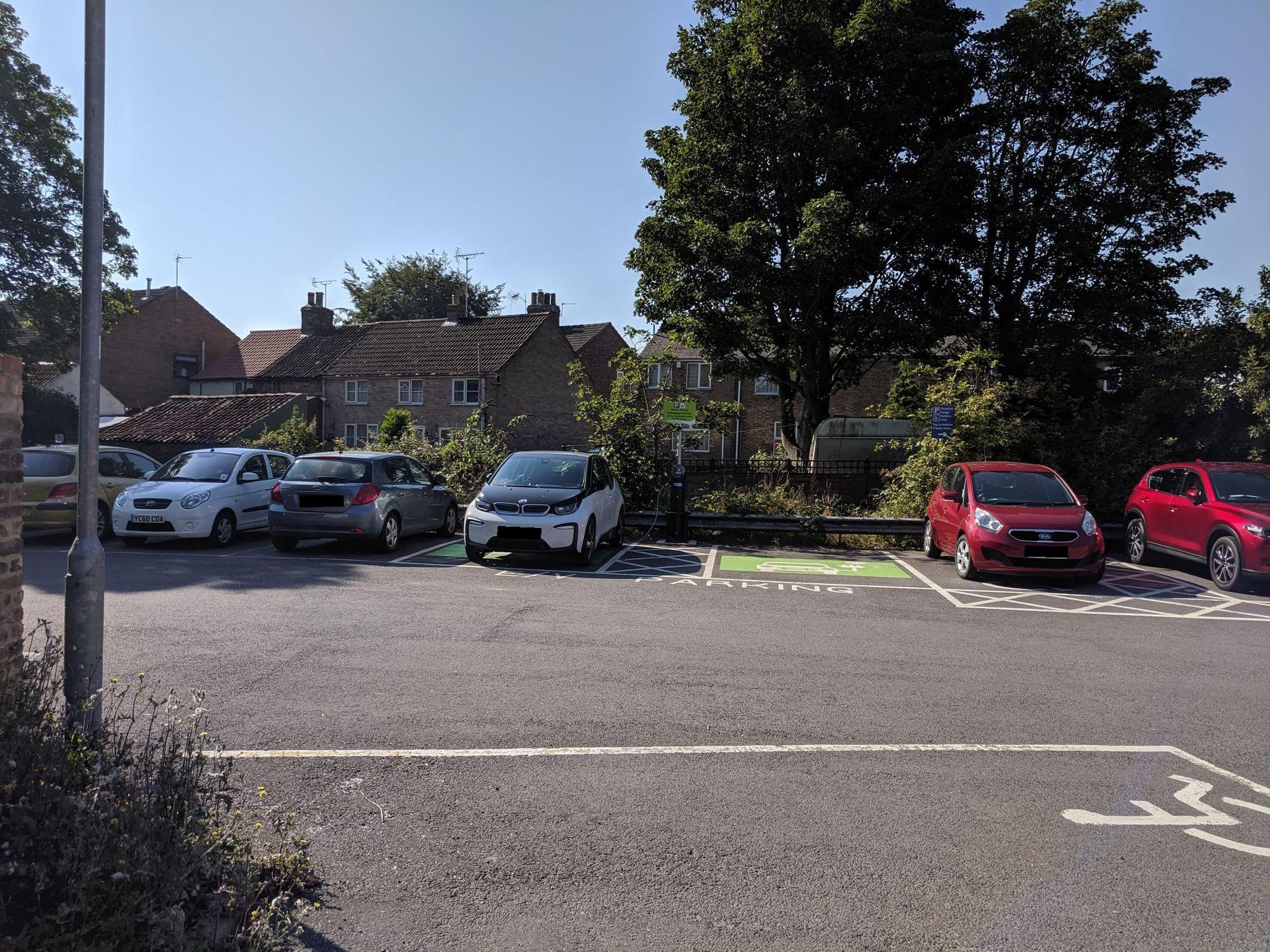 South Street Car Park 12 S Market Pl, Alford LN13 9AE, UK EV Station