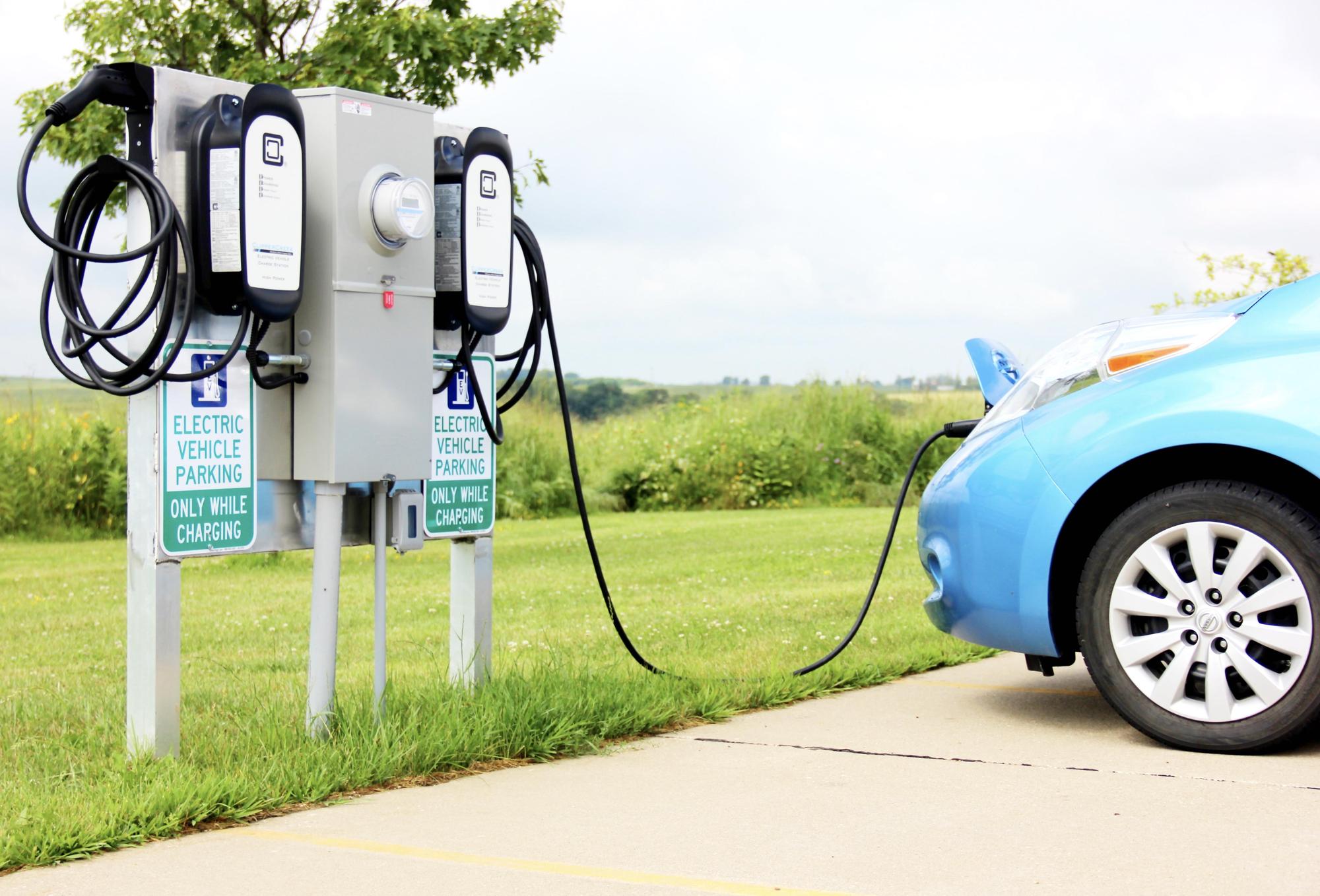 REC AllamakeeClayton Electric Cooperative Postville, IA EV Station