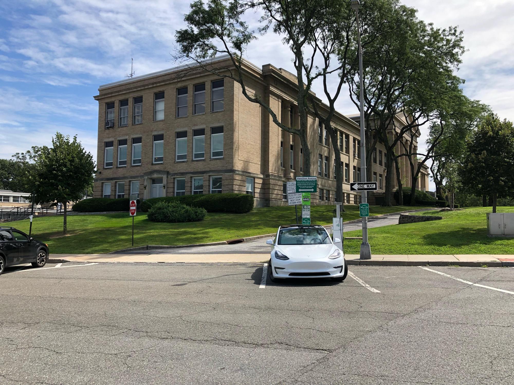 New Rochelle City Hall Public Lot New Rochelle, NY EV Station