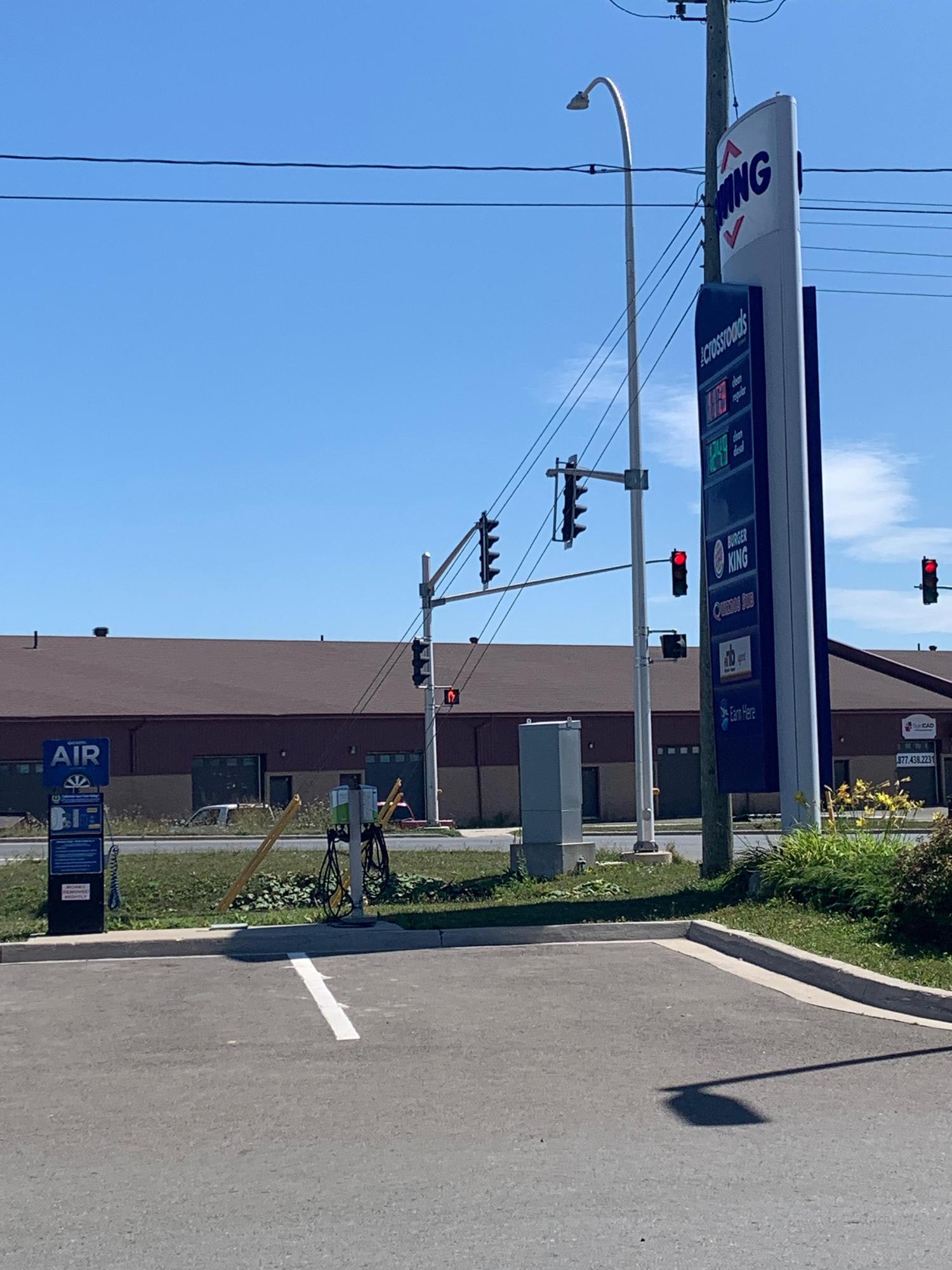 Crossroads Gas Station Hanwell, NB EV Station