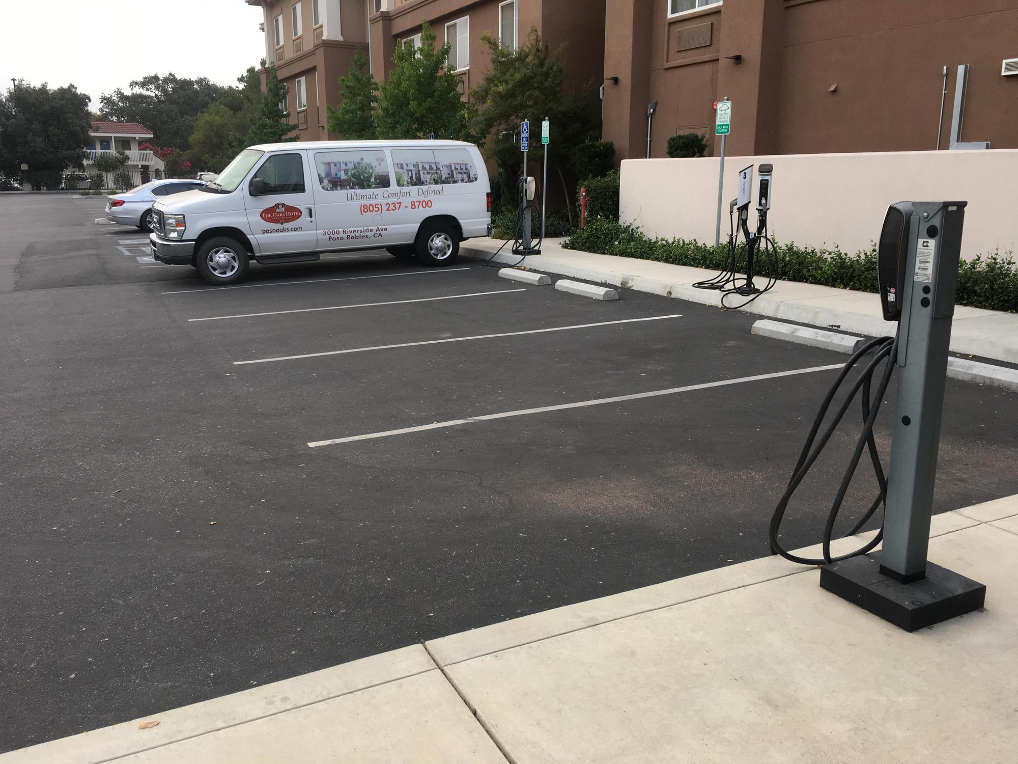 The Oaks Hotel & Suites PlugShare