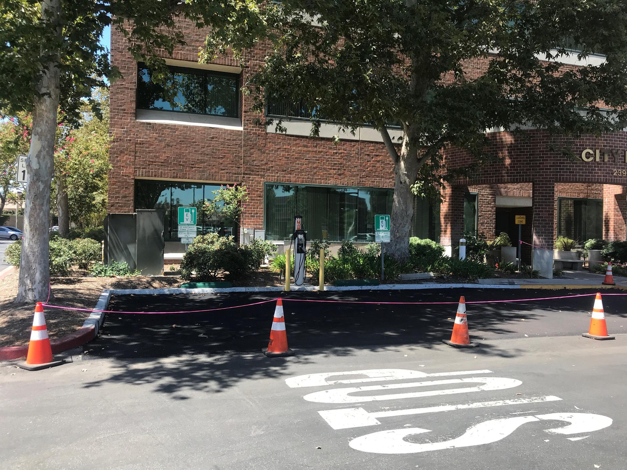 Santa Clarita City Hall Santa Clarita, CA EV Station