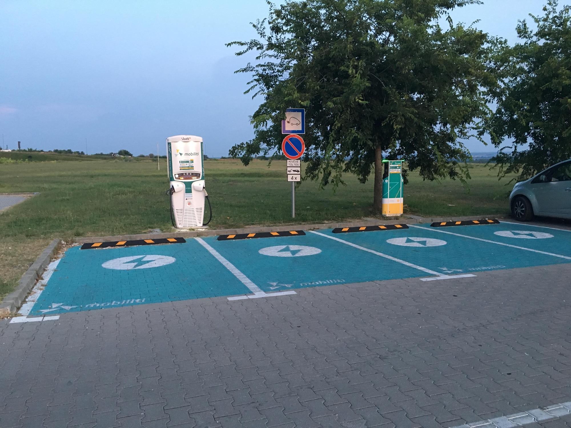 MVM Mobiliti - Decathlon Maglód | Maglód, Kállai Pál utca 2., 2234 ...