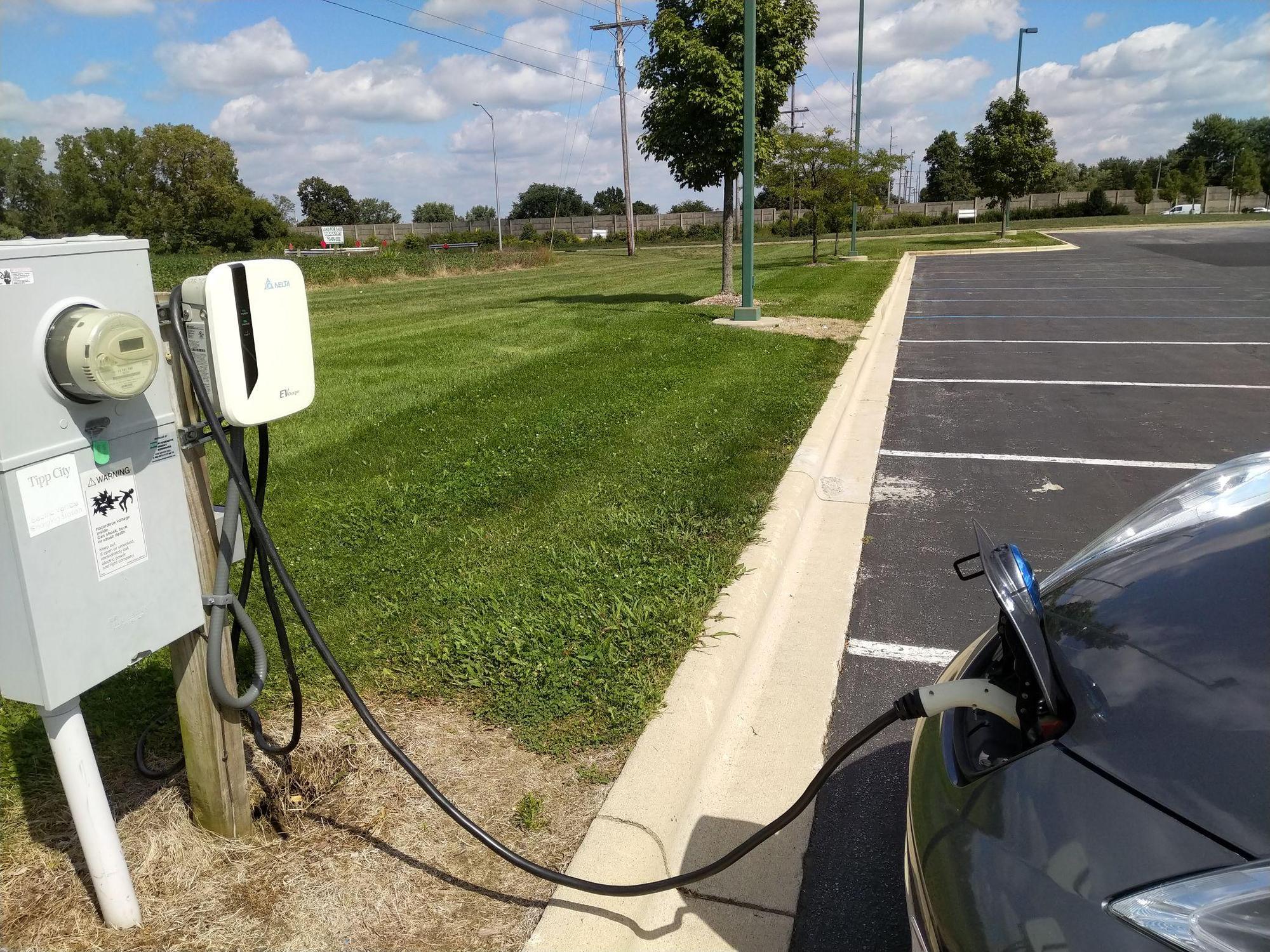 Menards Tipp City, OH EV Station