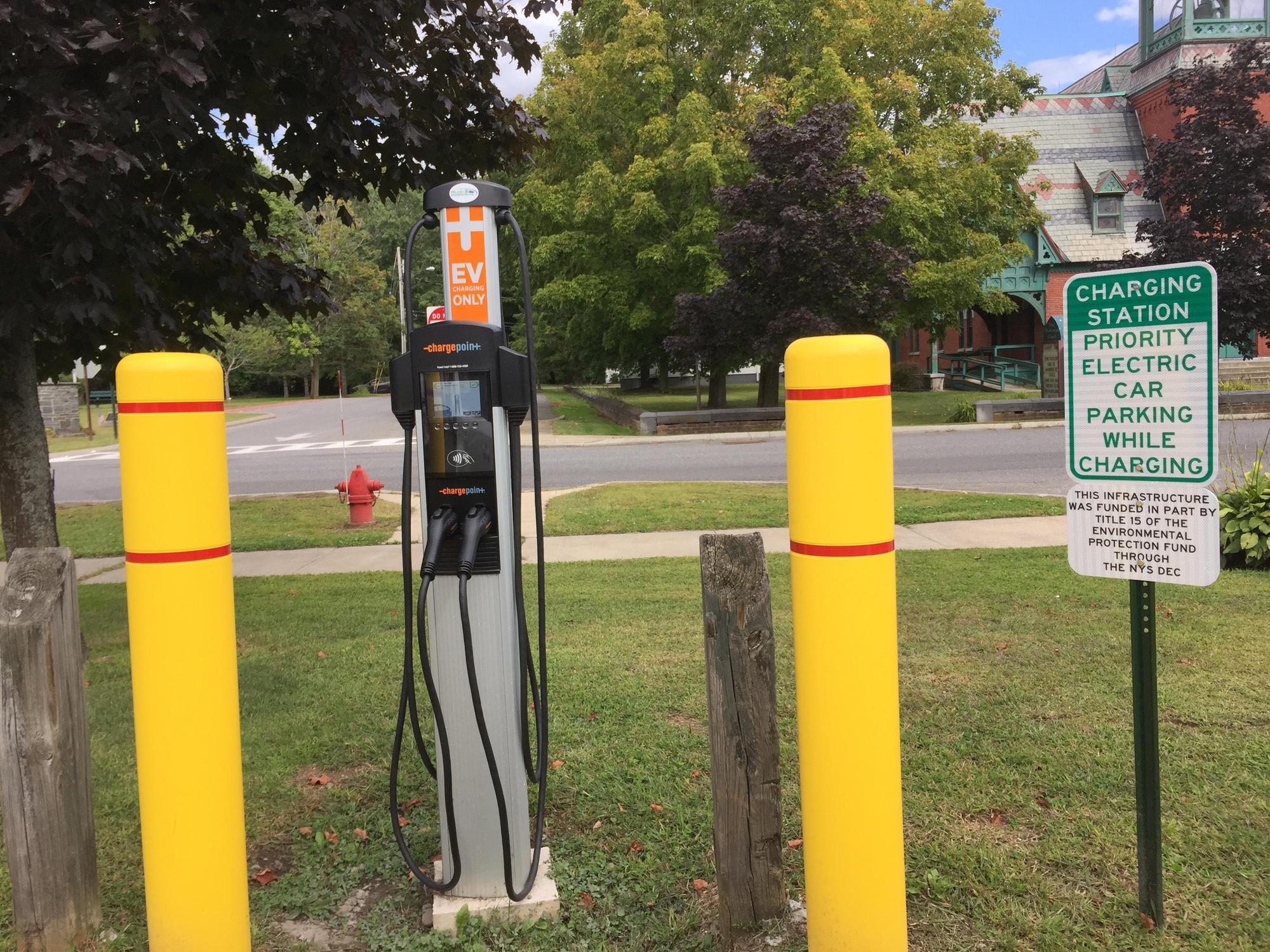 Kinderhook Town Court Valatie, NY EV Station
