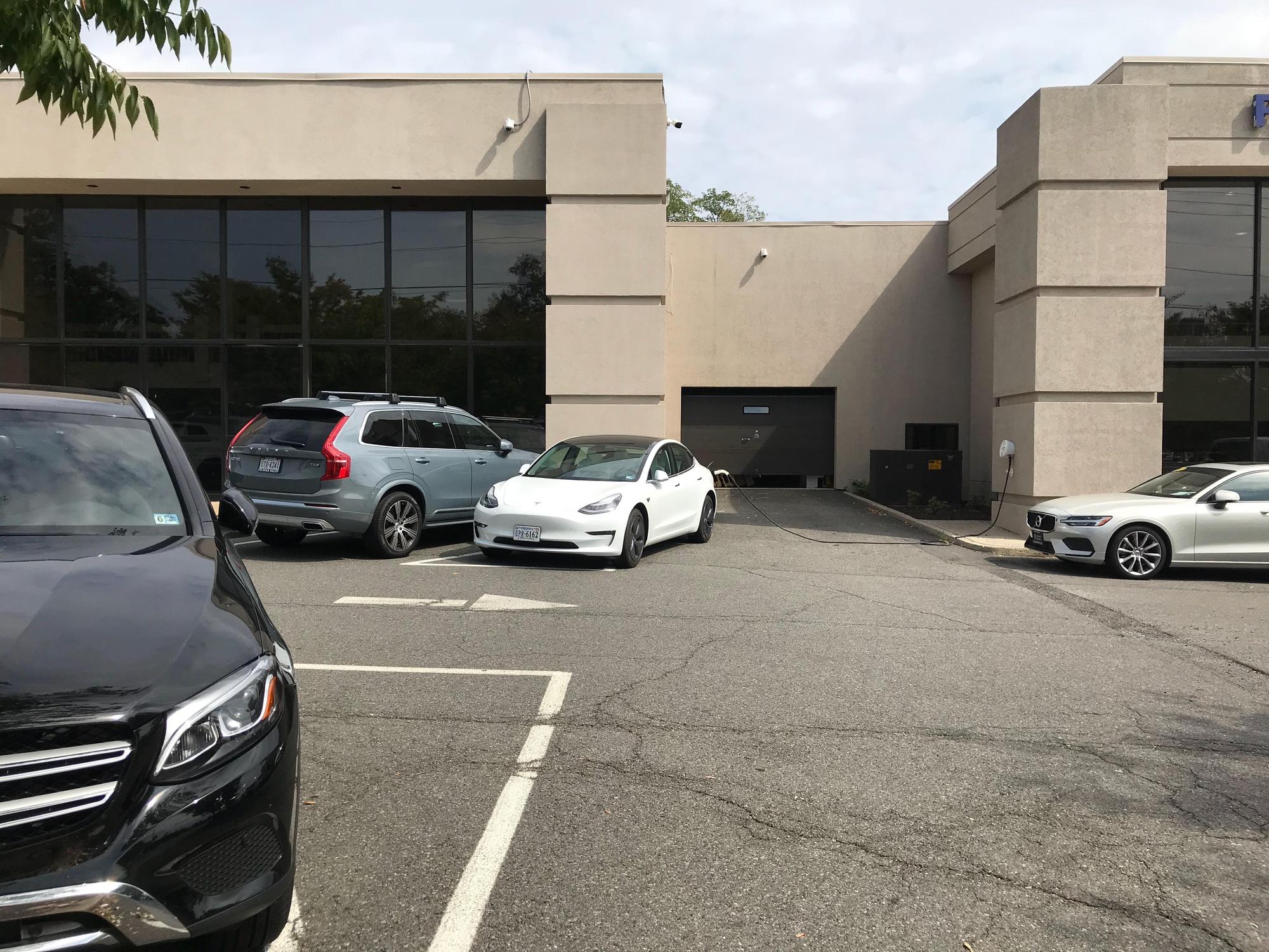 Fairfax Volvo Fairfax, VA EV Station
