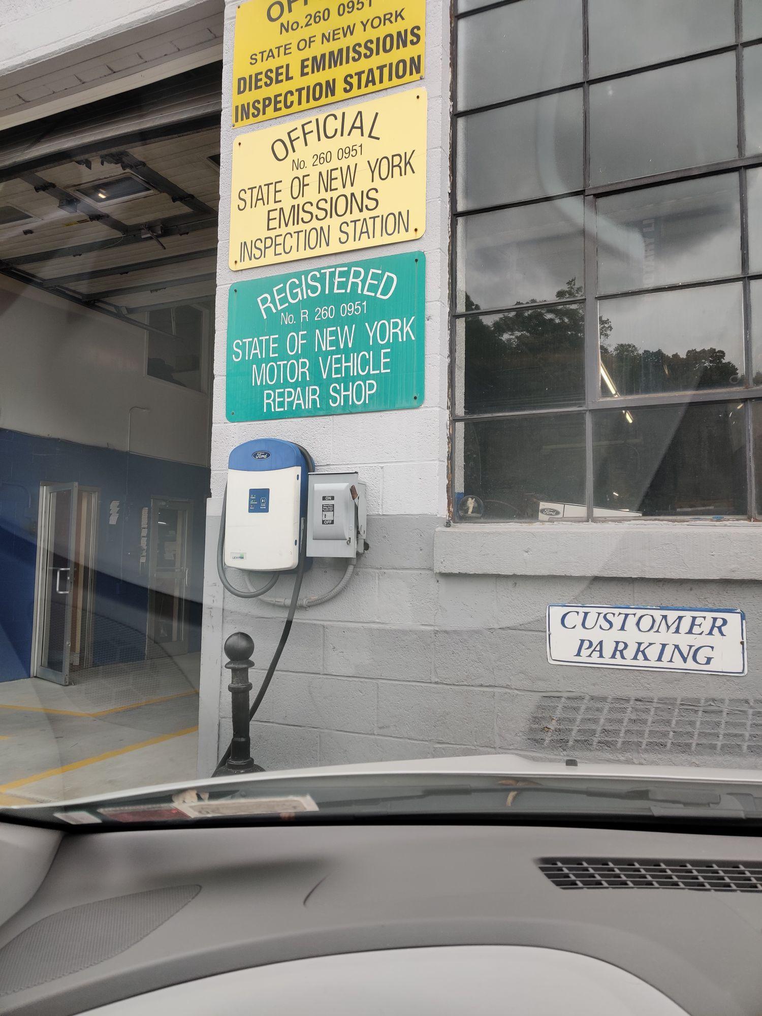 Scarsdale Ford Scarsdale, NY EV Station