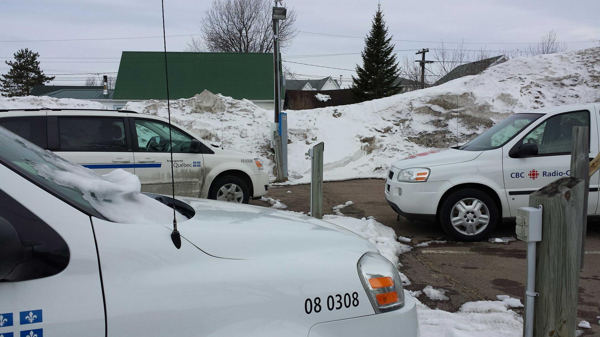 Plaza Roberval MTQ Roberval, QC EV Station
