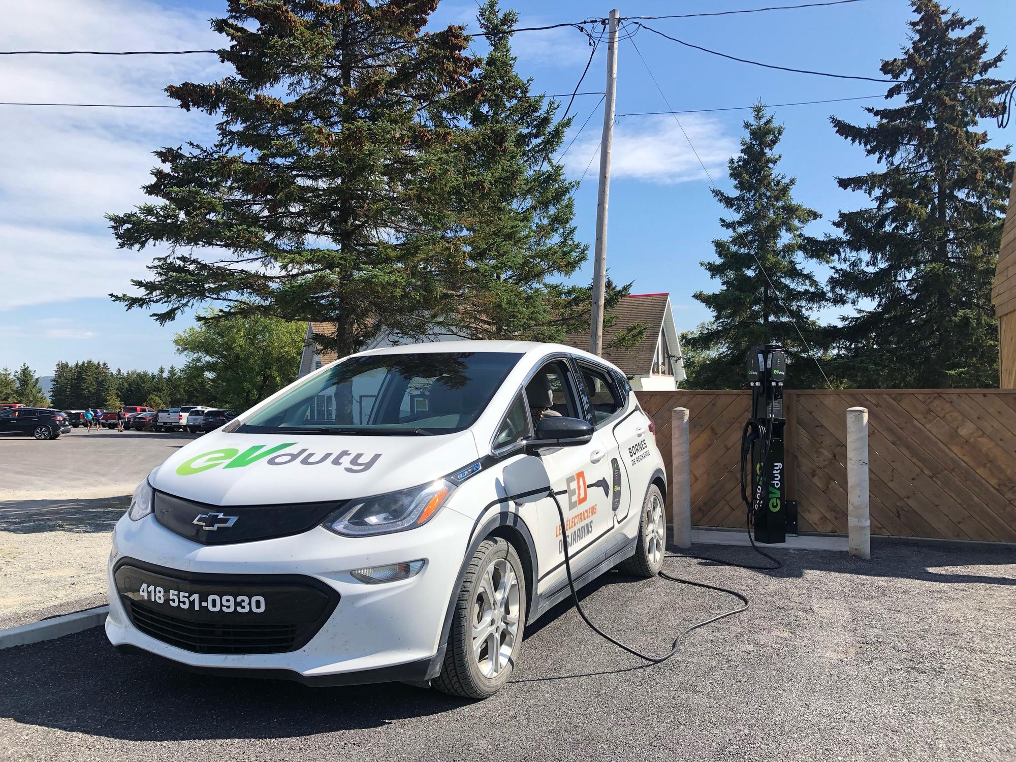 Golf Vallée du Témiscouata TémiscouatasurleLac, QC EV Station