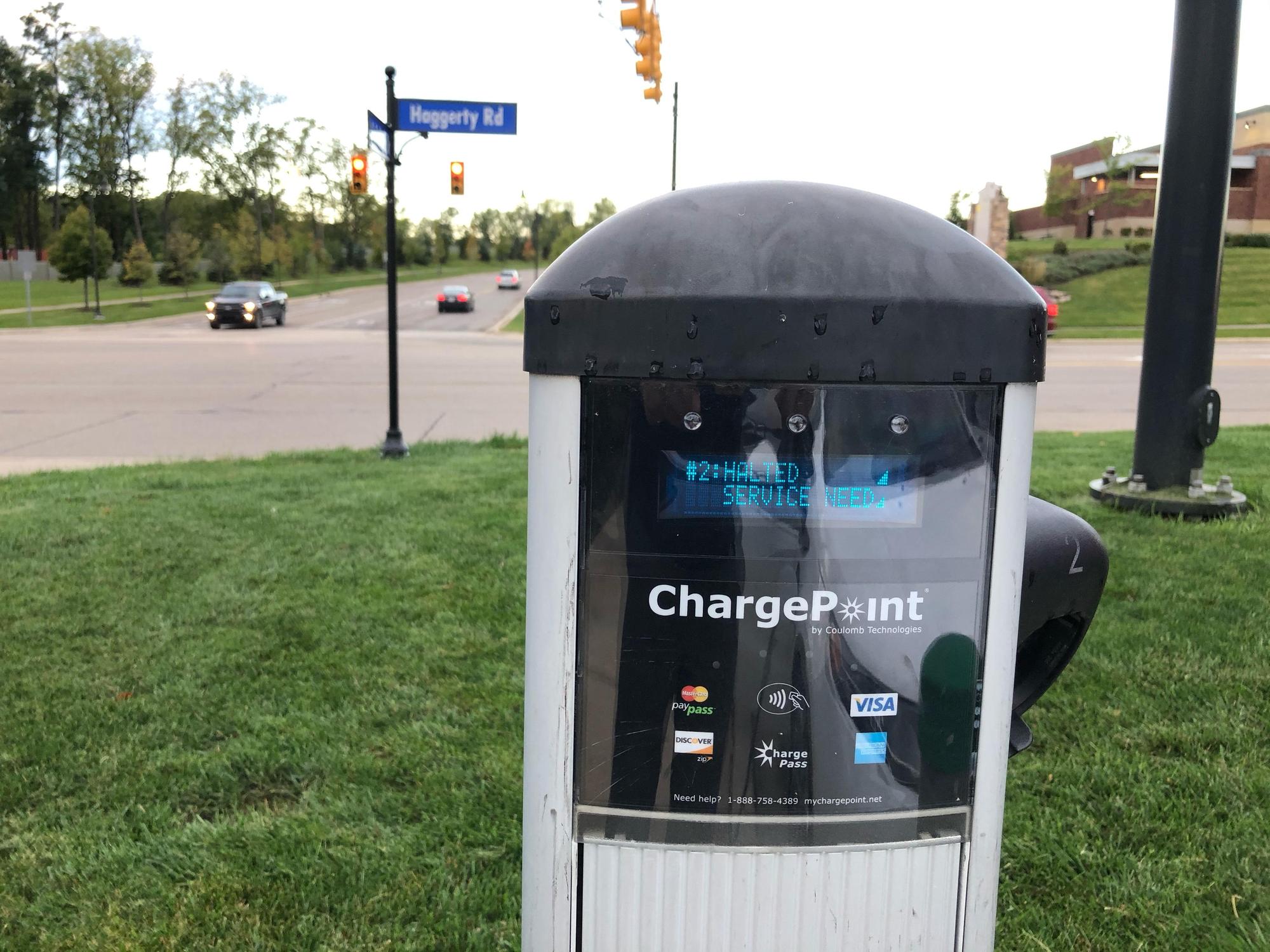 Schoolcraft College North Parking Lot Livonia, MI EV Station