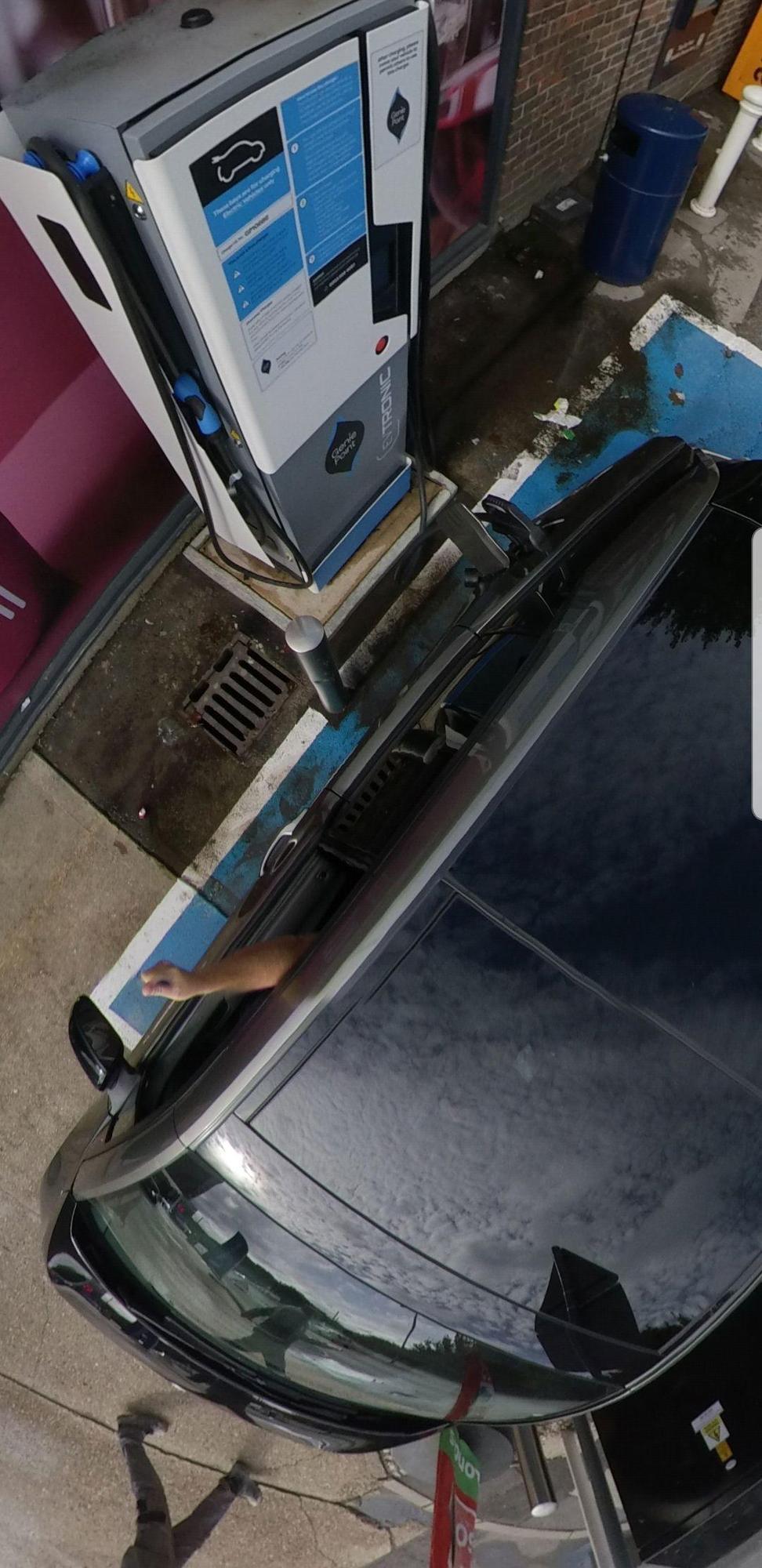 Esso MFG Winchester 87 Bar End Road, Winchester SO23 9NP, UK EV Station