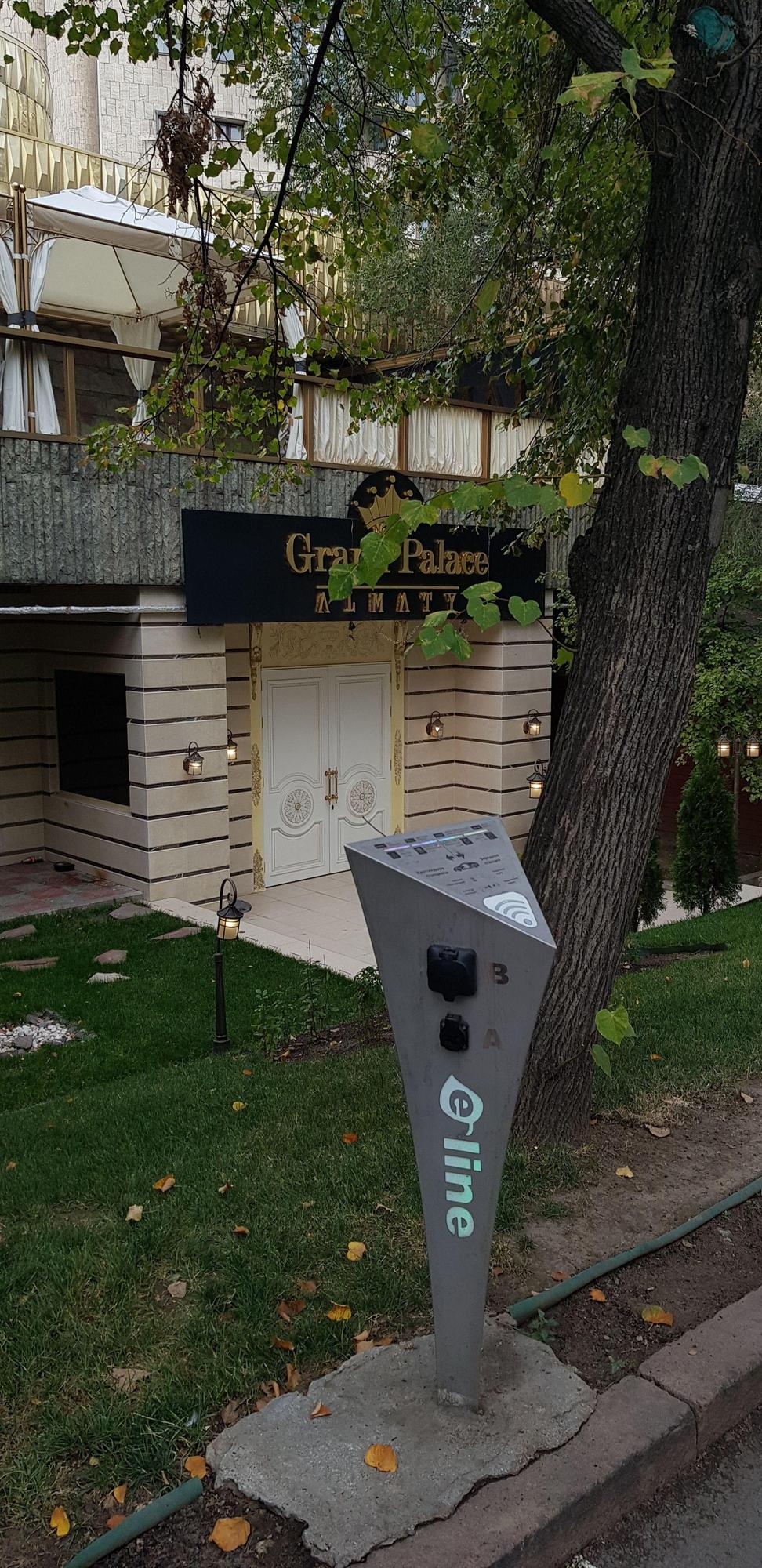 Гостиница Казахстан (за гостиницей) | пр.Достык, 52, Алматы ...