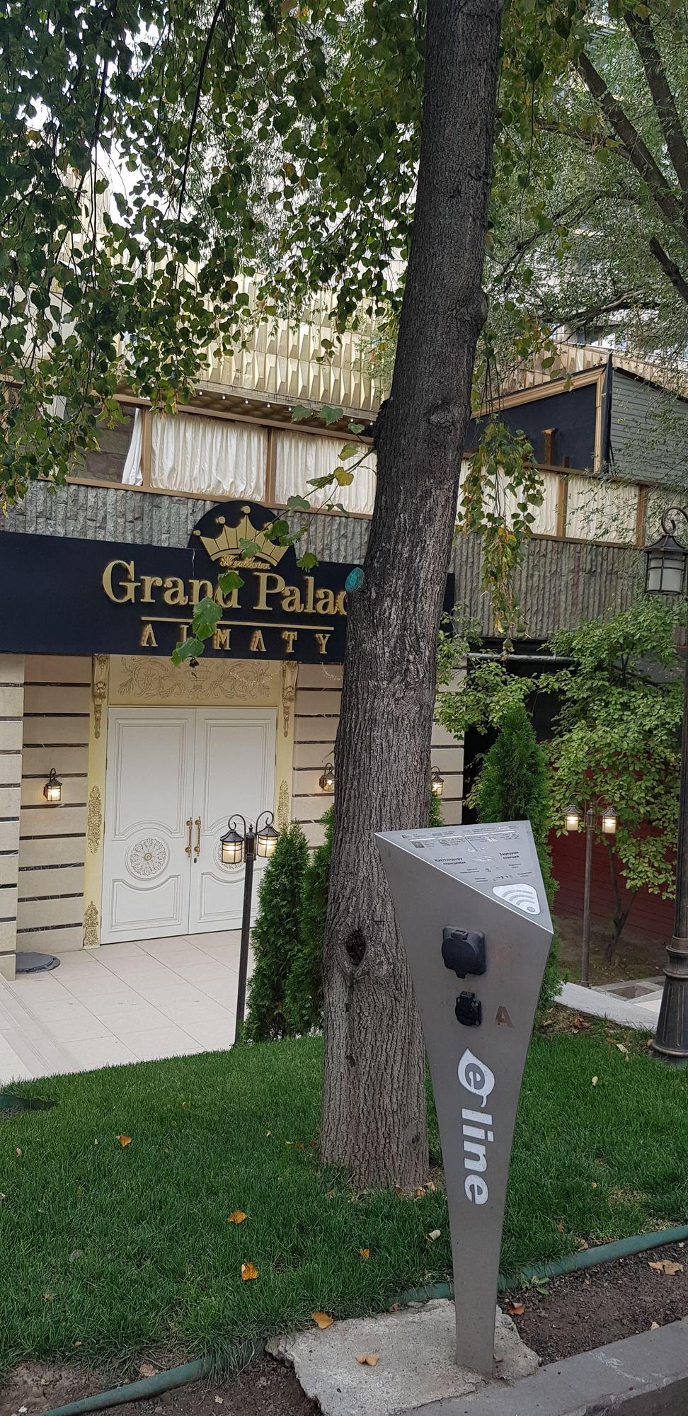 Гостиница Казахстан | проспект Достык 52/2, Алматы 480051, Казахстан ...