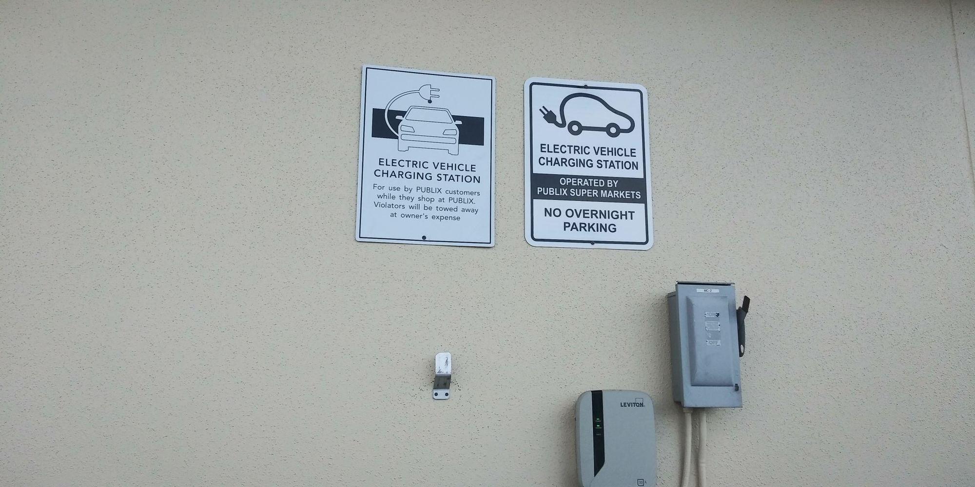 Publix at Las Olas Fort Lauderdale, FL EV Station