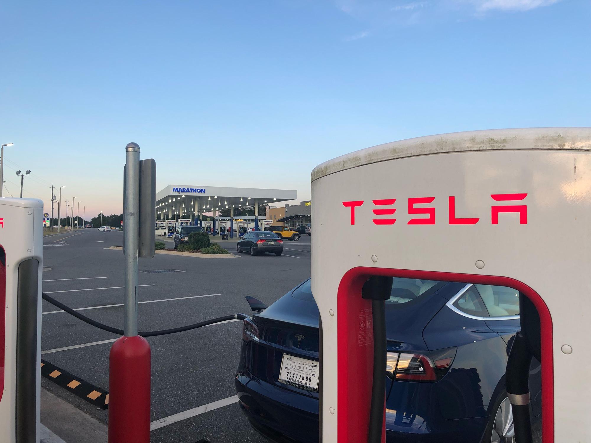 Busy Bee Live Oak Live Oak, FL EV Station