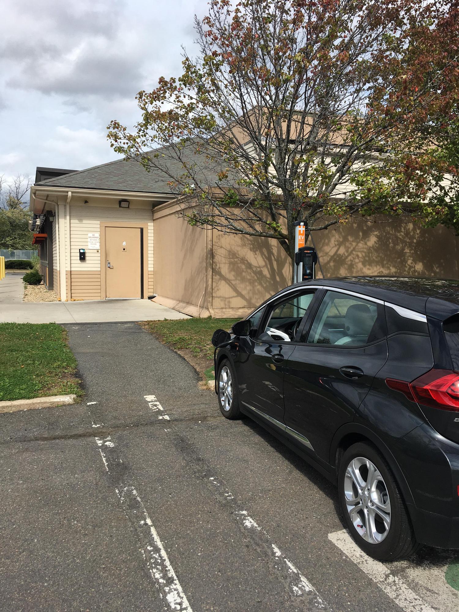 99 Restaurants Revere Revere, MA EV Station
