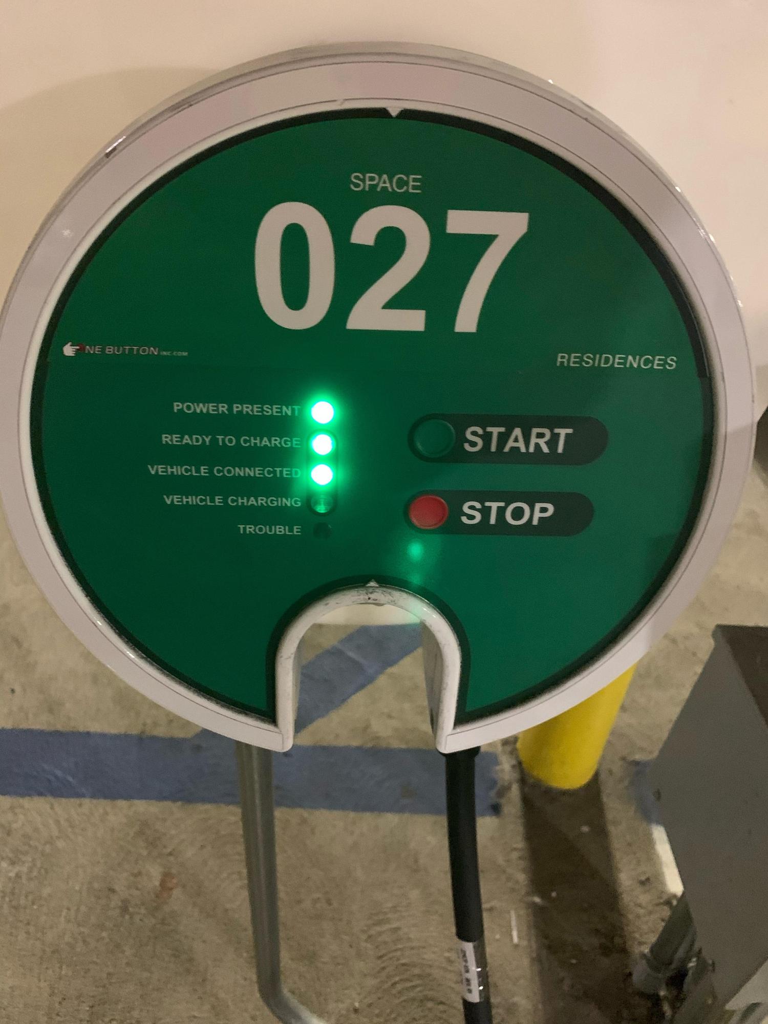 The Residence Pasadena, CA EV Station