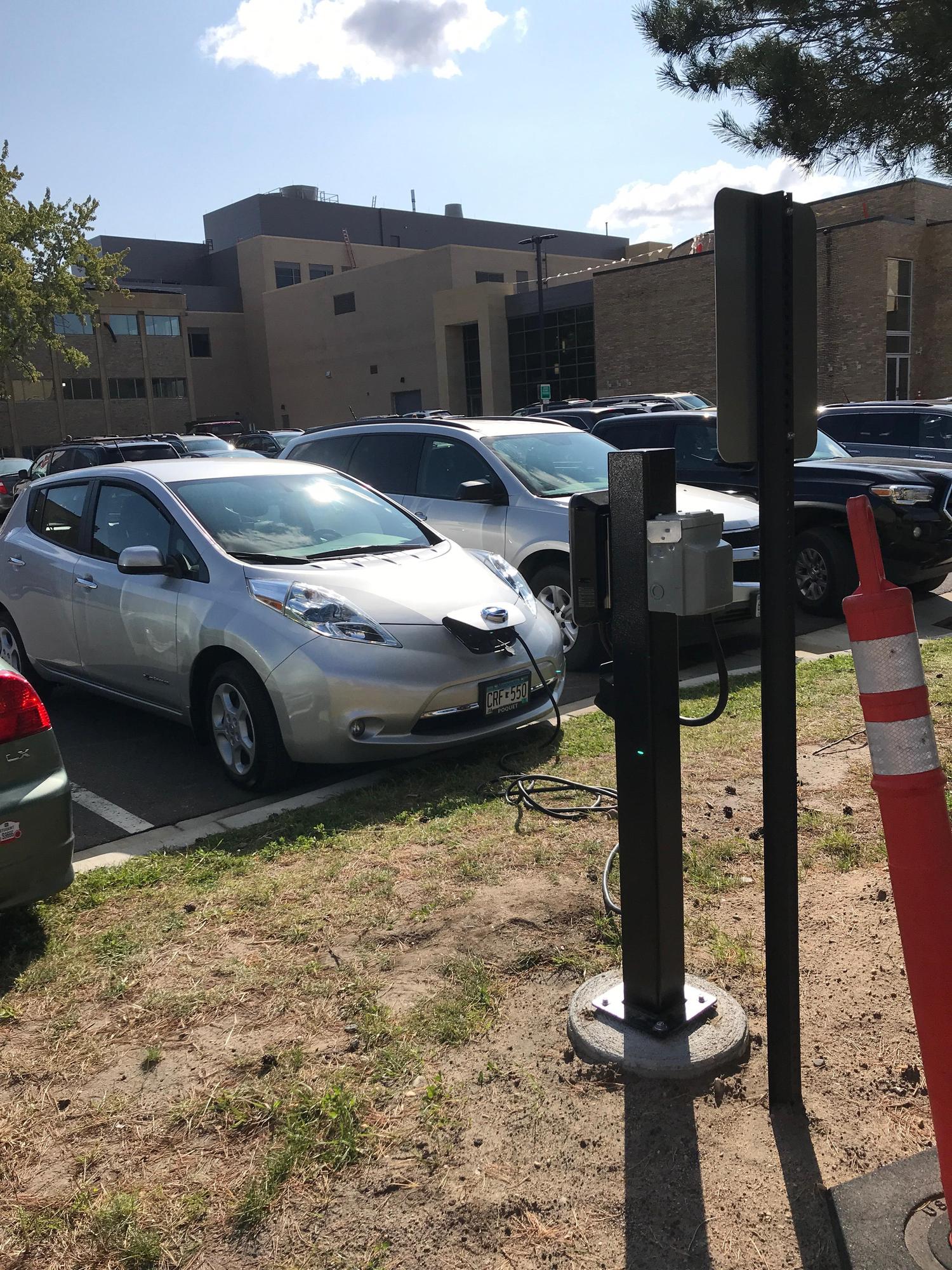 Gustavus Adolphus College Nobel/Olin Parking Lot St Peter, MN EV