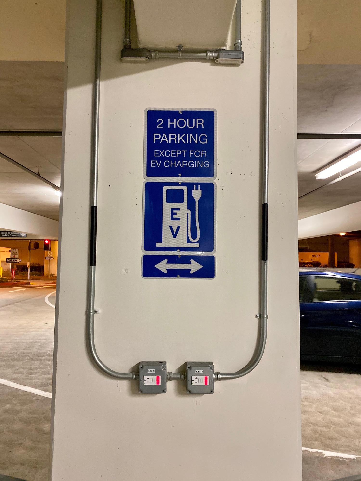John Wayne Airport - Terminal C | Santa Ana, CA | EV Station, image size:1500x2000