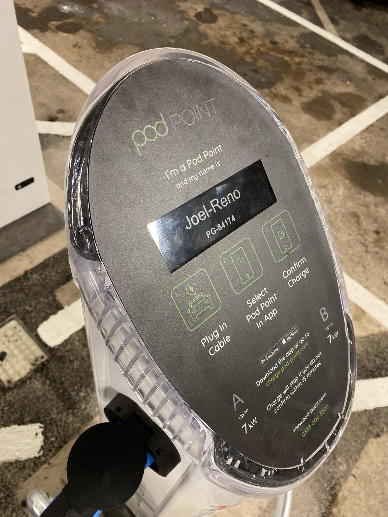 Tesco Extra Yeovil Queensway, Huish, Yeovil, BA20 1DL, United Kingdom EV Station