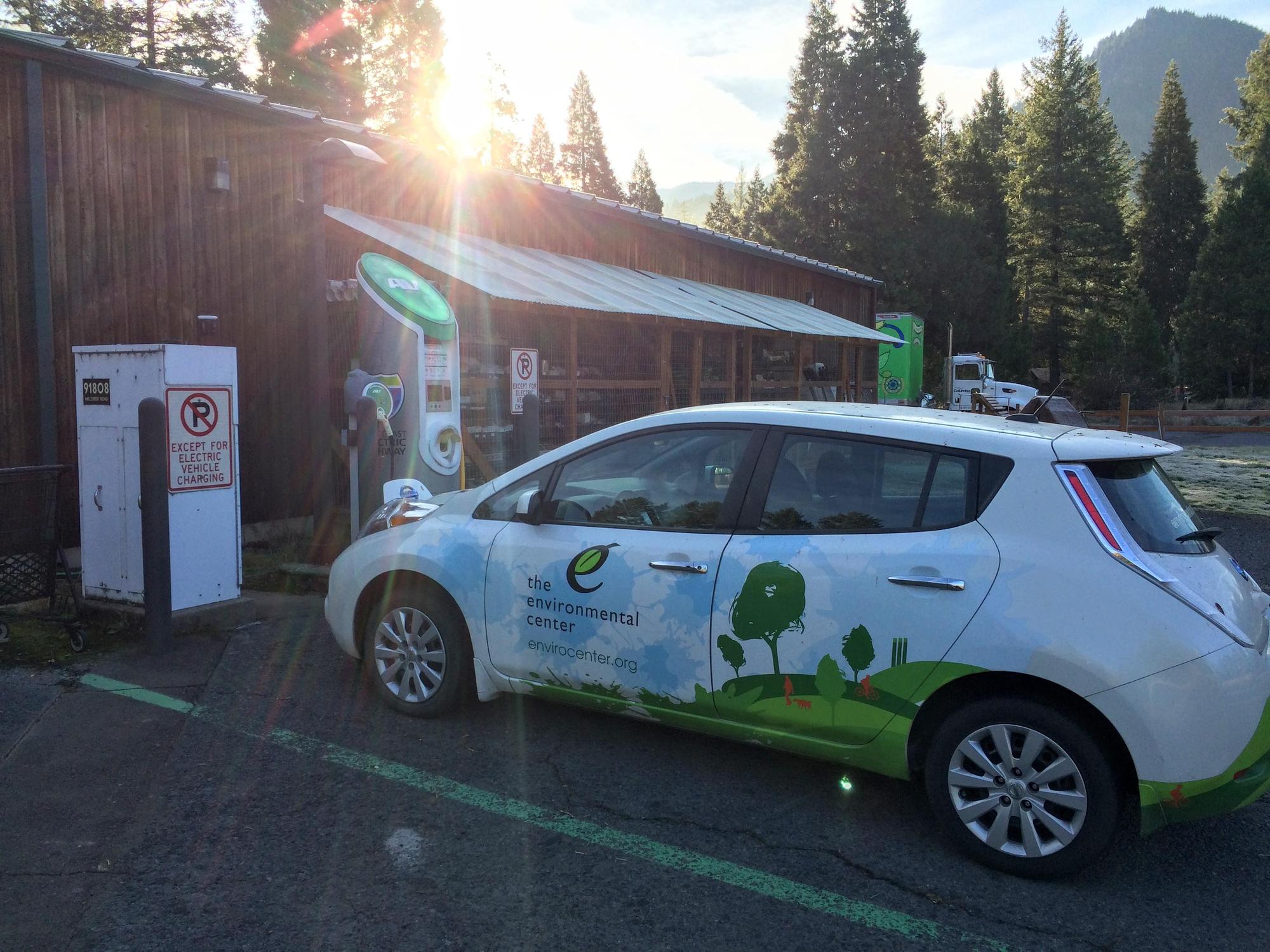 Blue Sky Market with Chevron McKenzie Bridge, OR EV Station