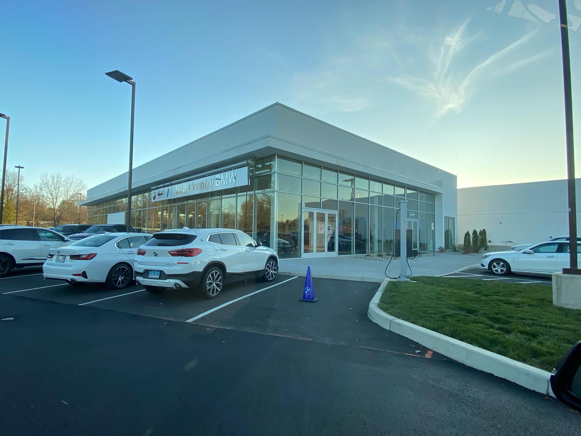 Newcountry BMW | Hartford, CT | EV Station