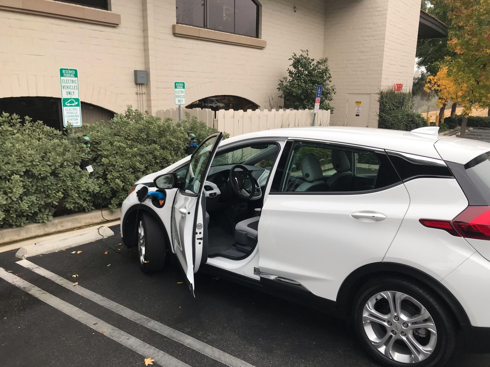Kramer's Pharmacy Agoura Hills, CA EV Station