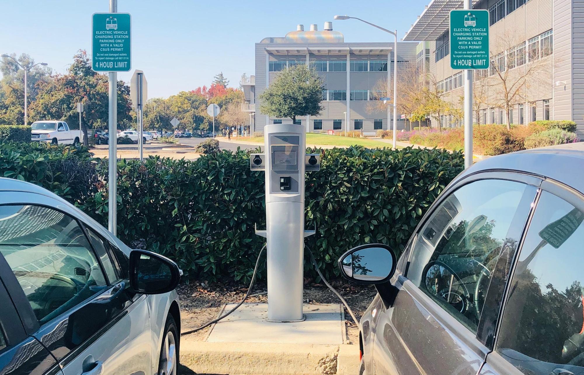 Stanislaus State Parking Lot 11 East Turlock, CA EV Station