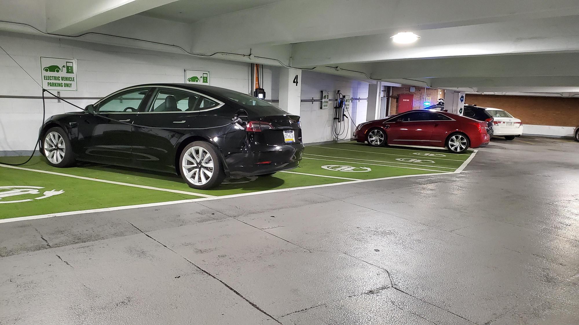 Smithfield Liberty Garage Pittsburgh, PA EV Station